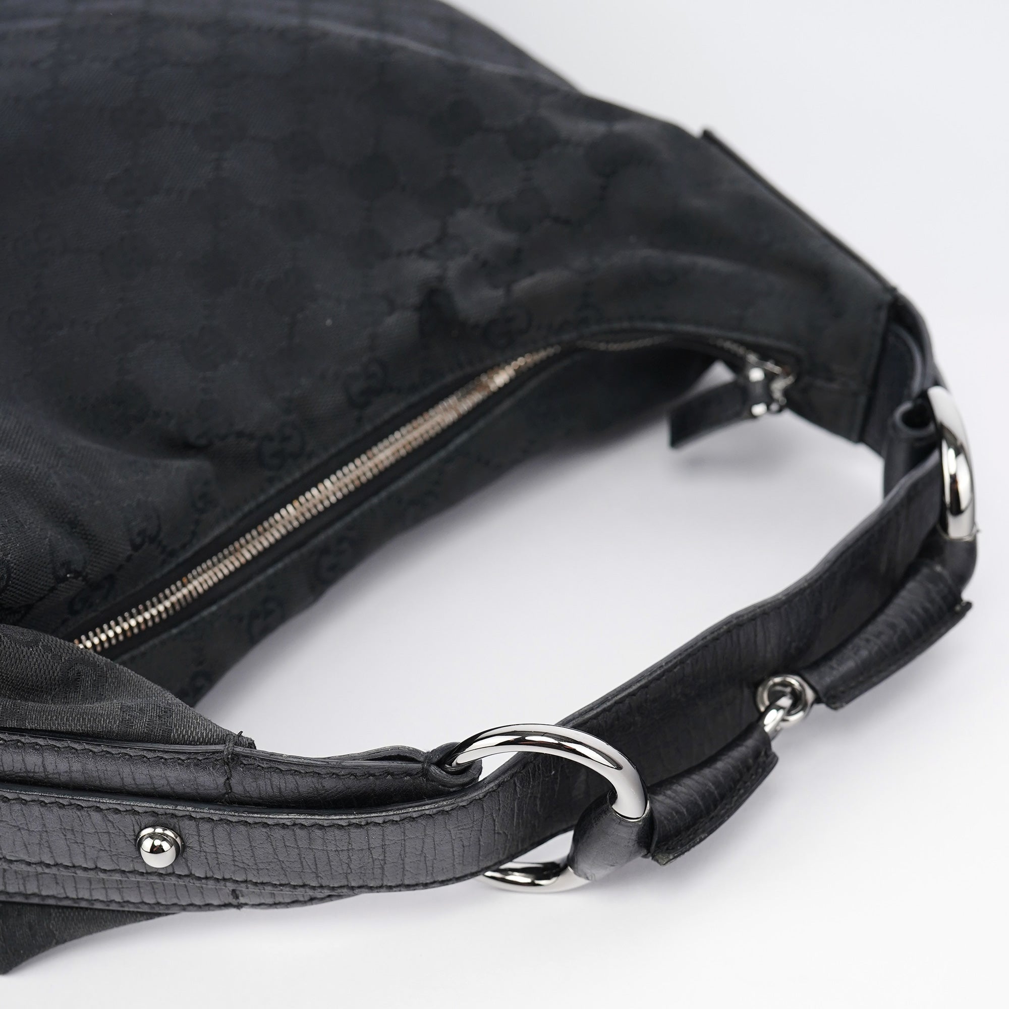 Gucci 115867 Black GG Horsebit Shoulder Bag