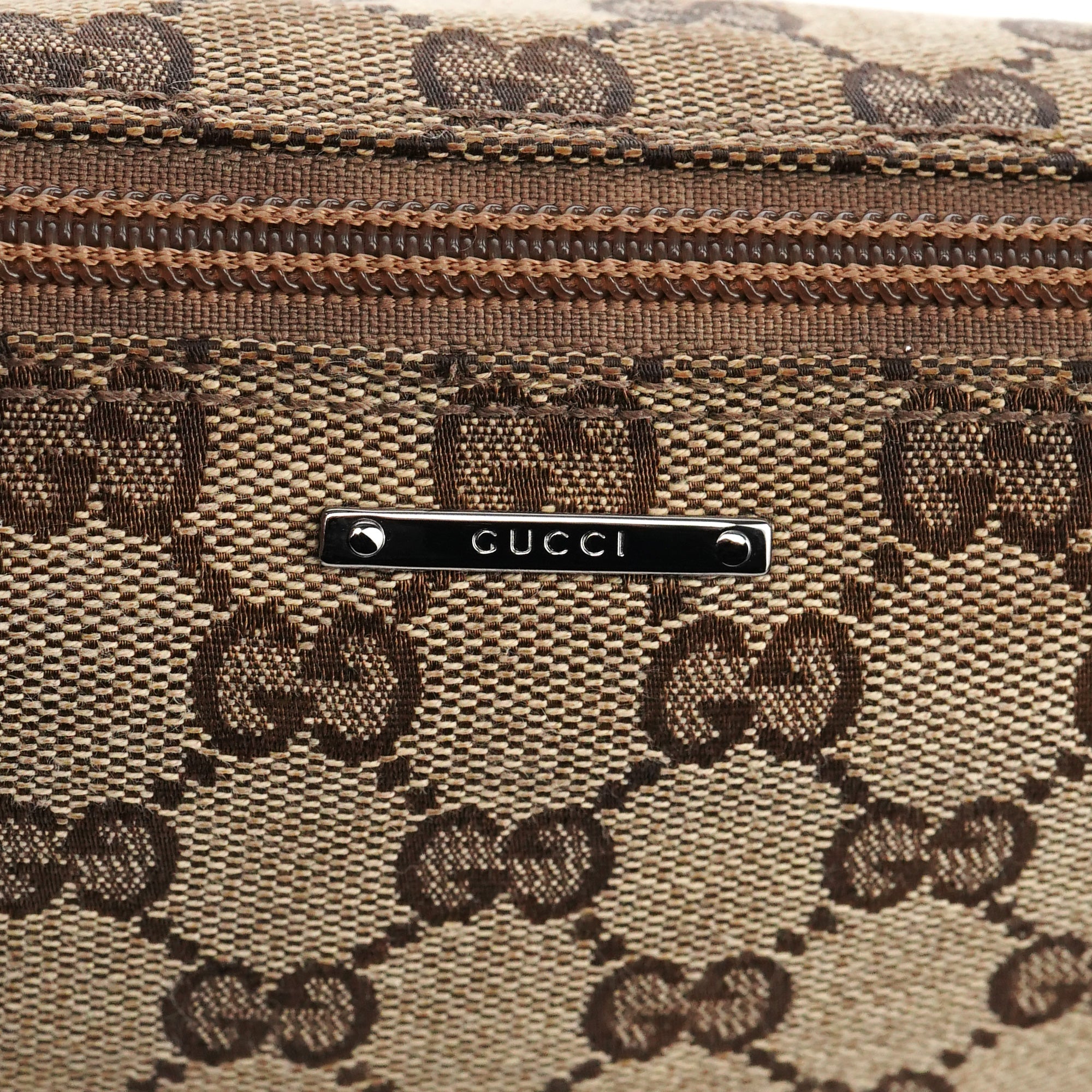 Gucci 141809 Beige Brown GG Boat Pochette