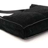 Gucci 1997 Borsa a spalla in camoscio antracite con finiture in resina