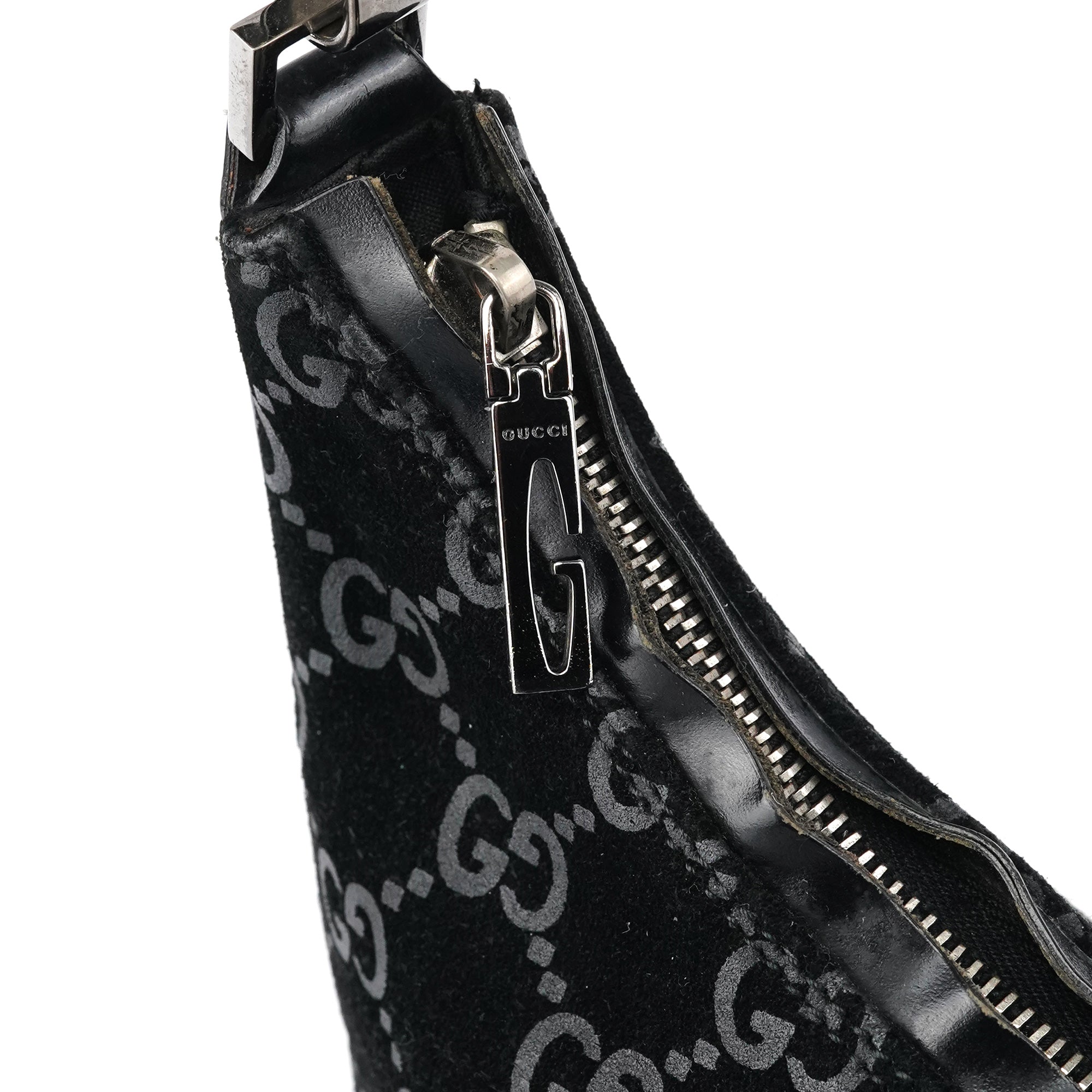 Gucci 1997 Sac porté épaule en daim GG noir