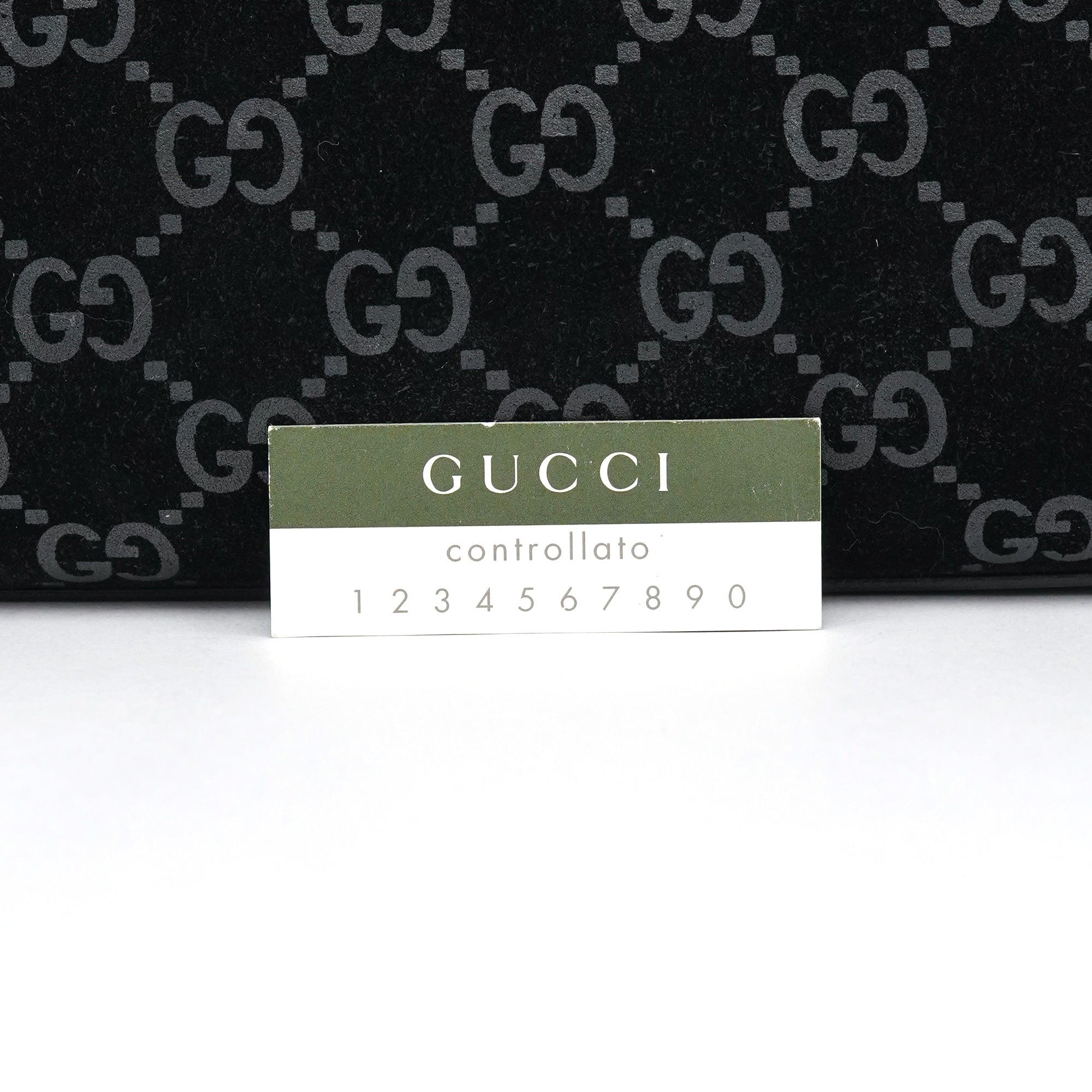 Gucci 1997 Sac porté épaule en daim GG noir