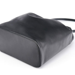 Gucci 1999 Black Calfskin Loop Shoulder Bag