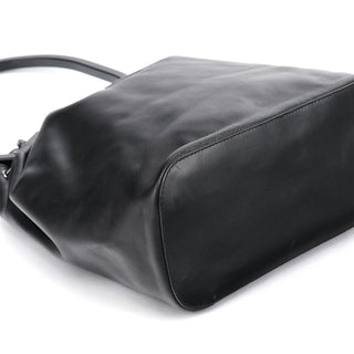 Gucci 1999 Black Calfskin Loop Shoulder Bag