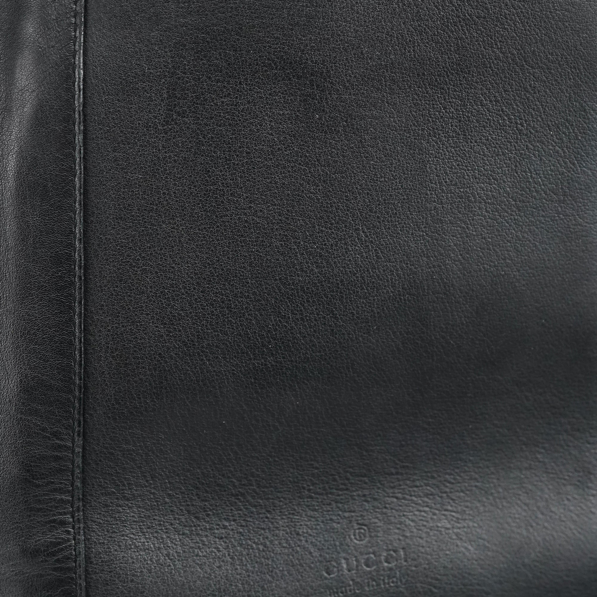 Gucci 1999 Sac porté épaule Loop en cuir de veau noir