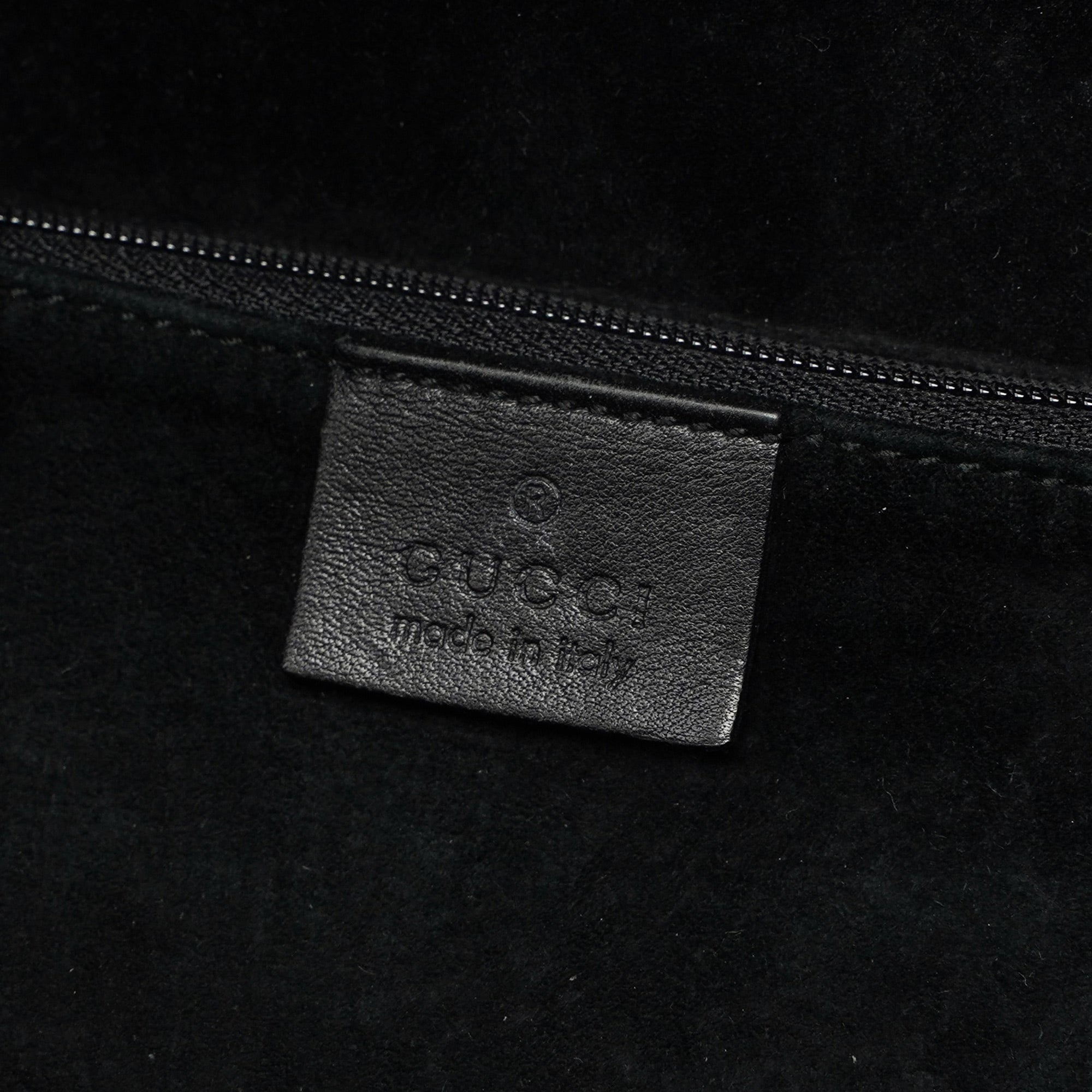 Gucci 1999 Black Calfskin Ring Bag