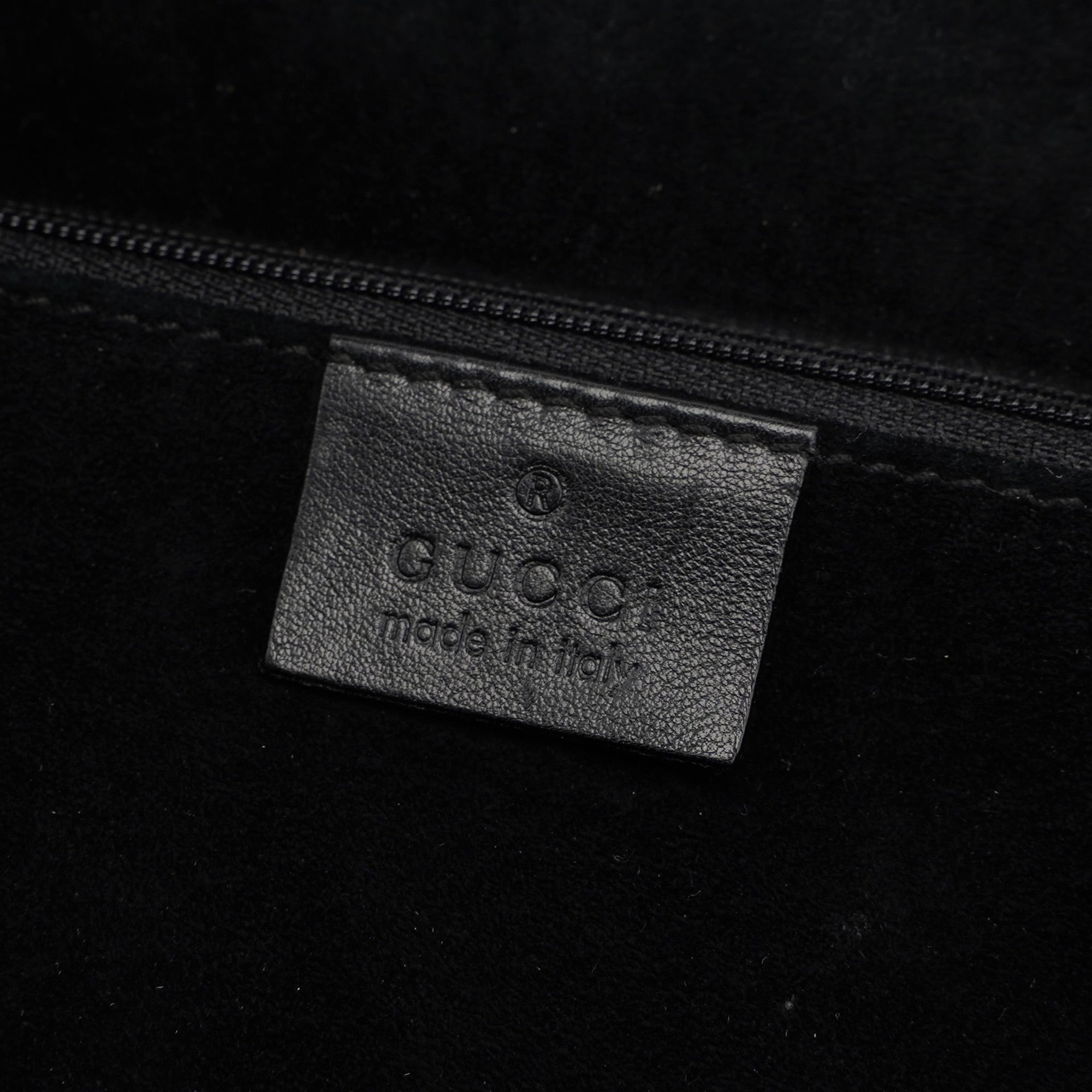 Gucci 1999 Black Calfskin Ring Bag