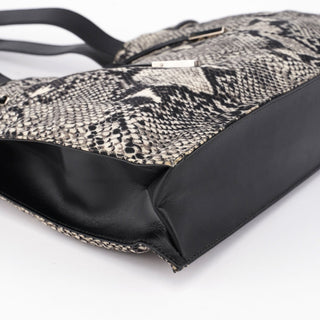 Gucci 1999 Grey Snakeskin Print Drawstring Tote Bag