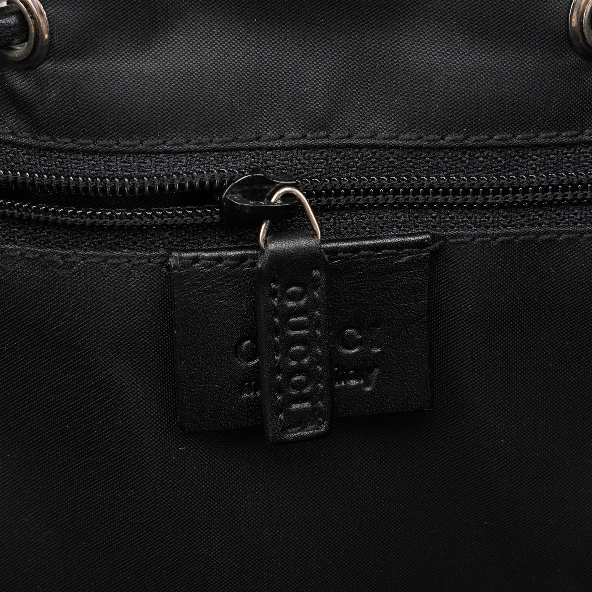 Gucci 1999 Grey Snakeskin Print Drawstring Tote Bag