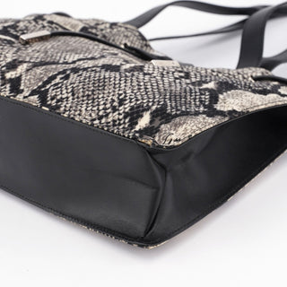 Gucci 1999 Grey Snakeskin Print Drawstring Tote Bag