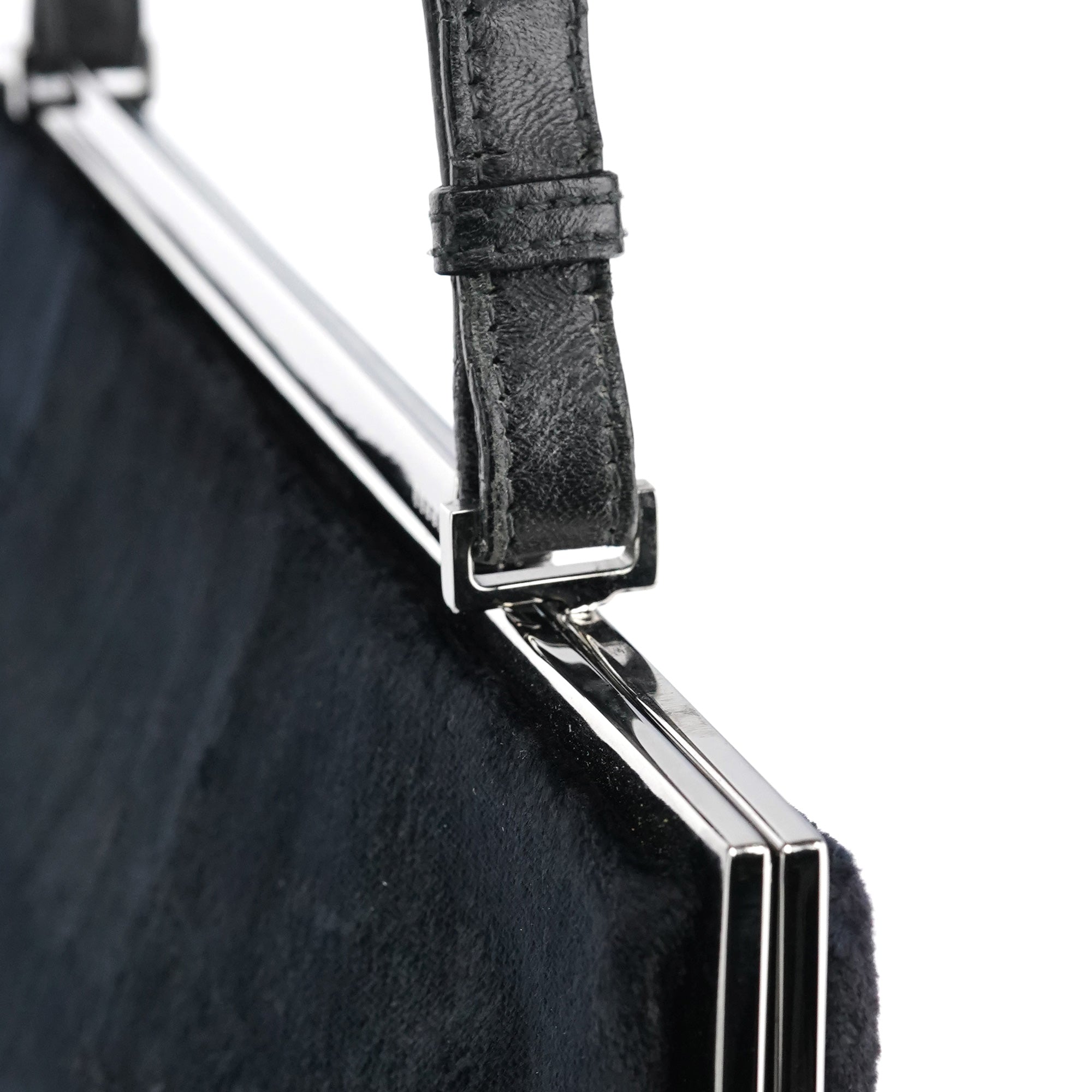 Gucci 2000 Pochette à porter à l'épaule en velours noir