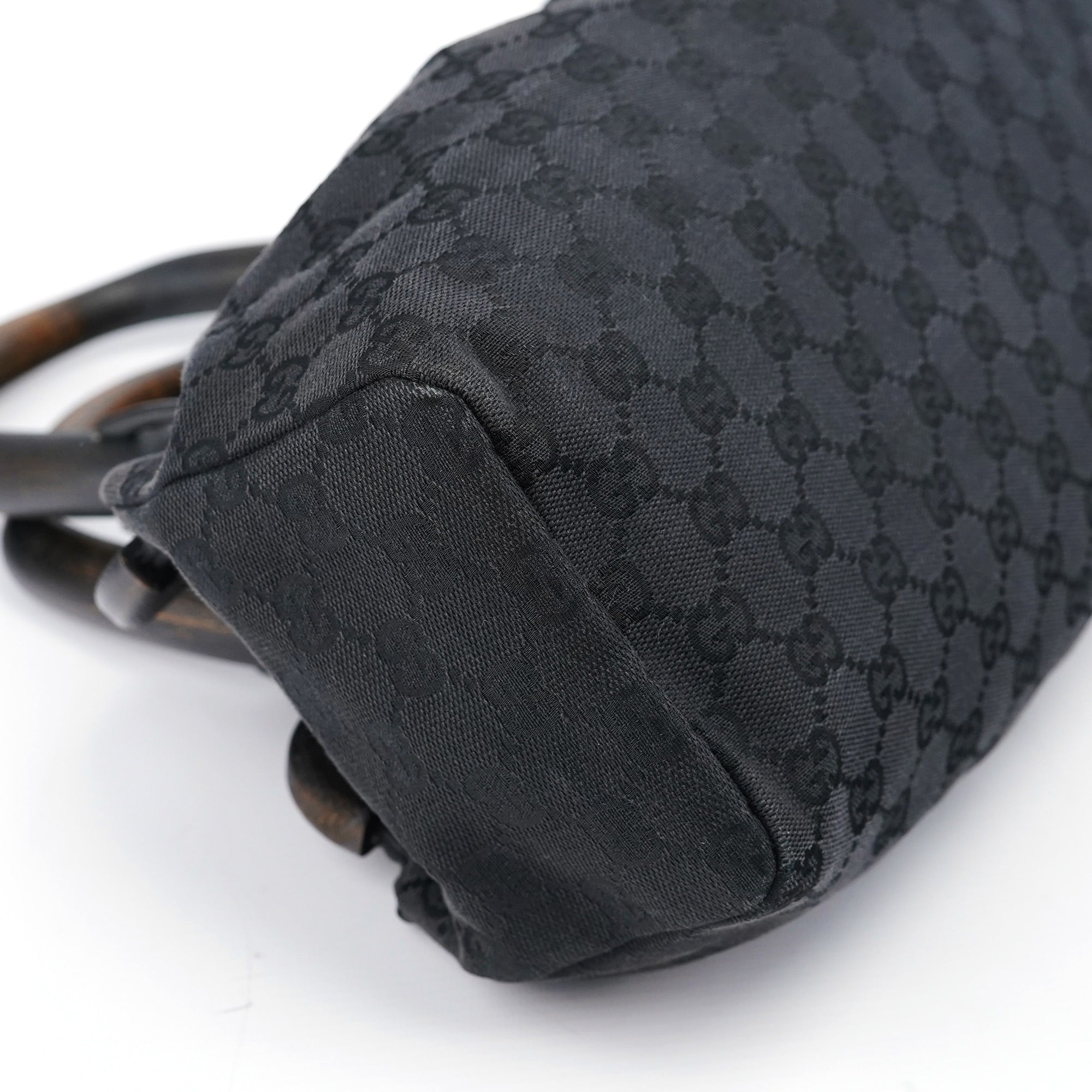 Gucci 2002 Sac docteur en toile GG noire