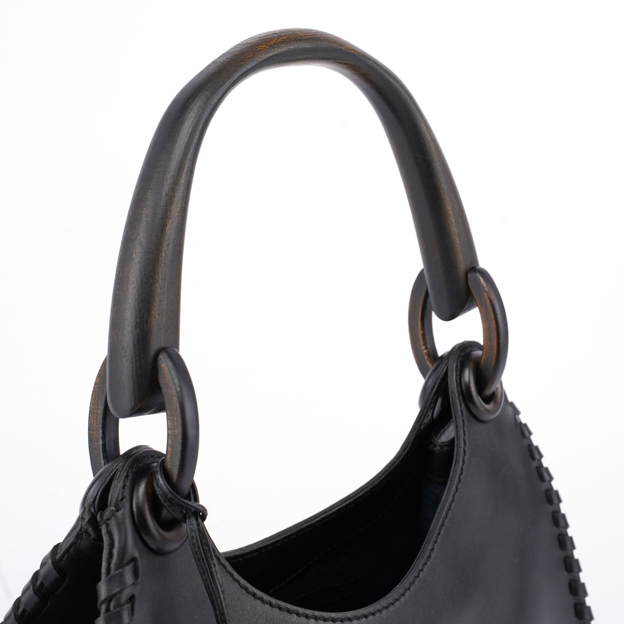 Gucci 2002 Vitello Schultertasche mit Holzhenkel aus schwarzem Kalbsleder
