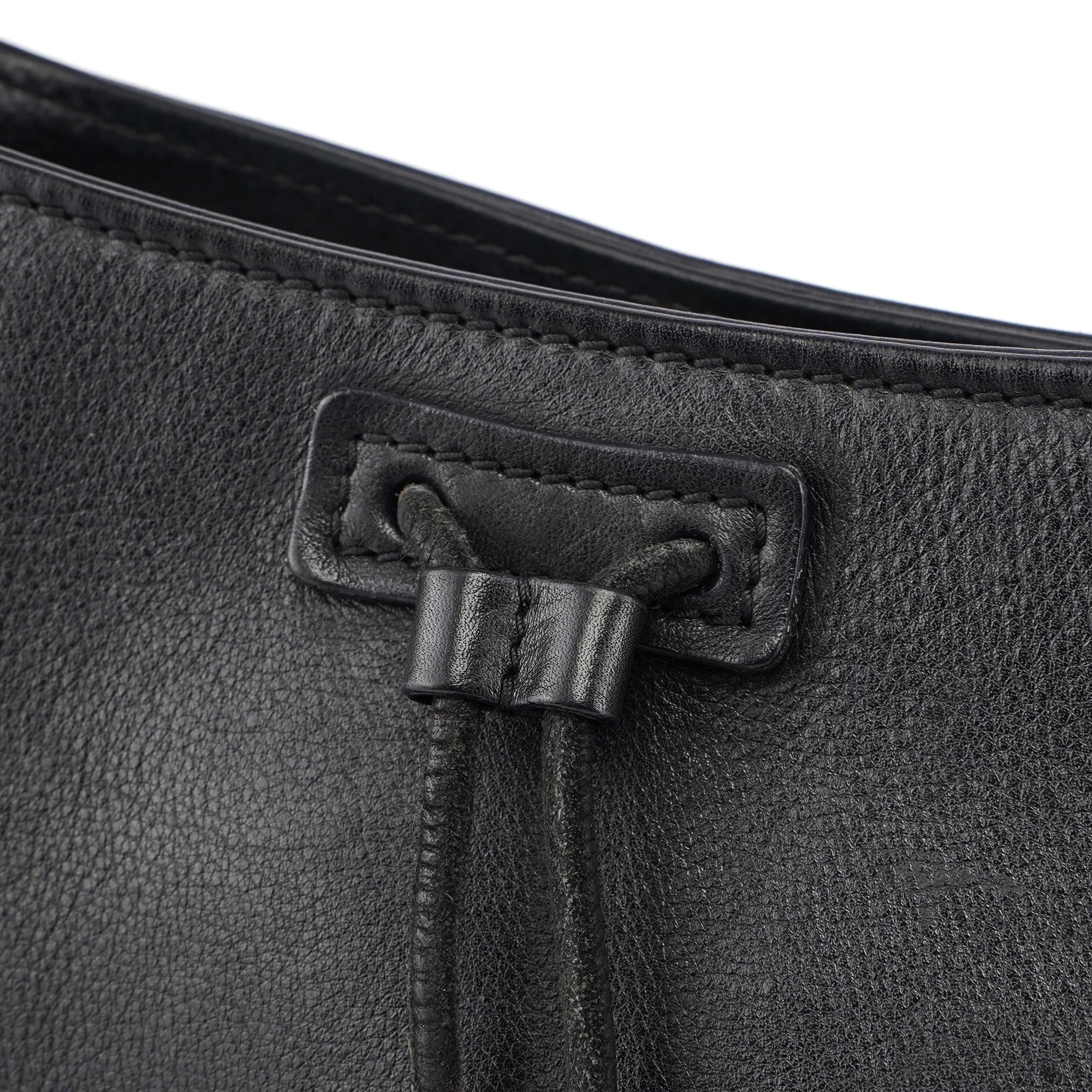 Gucci 2003 Black Calfskin Knot Shoulder Bag