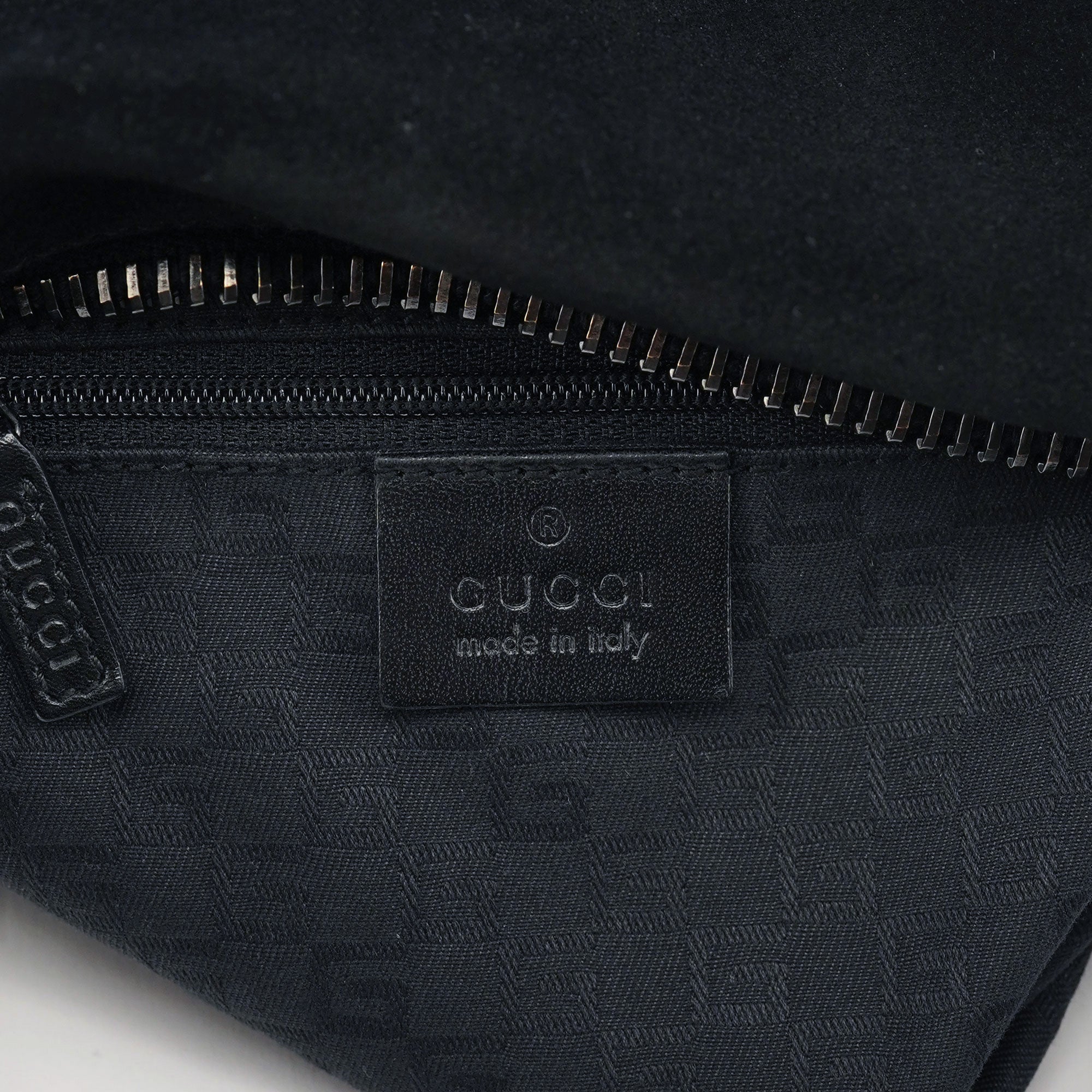 Gucci 2003 Sac porté épaule en daim noir