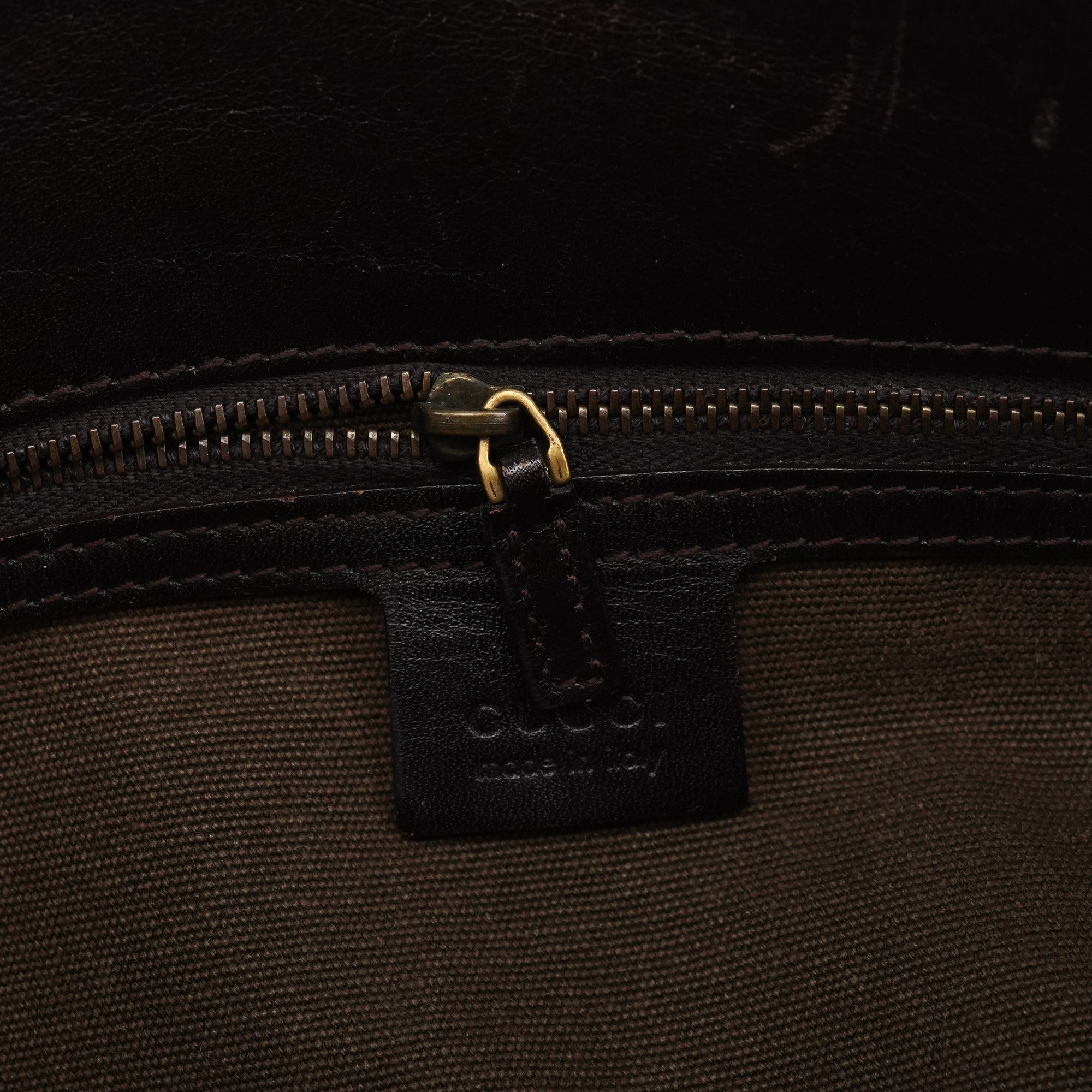 Gucci 2003 Schultertasche aus braunem Canvas mit Lederbesatz