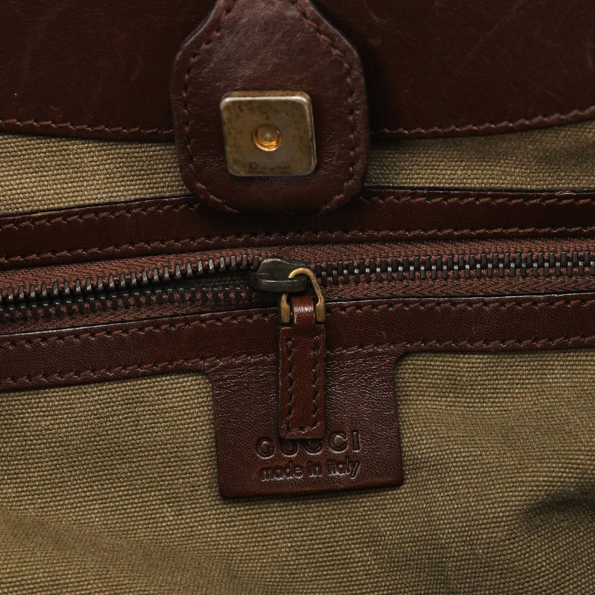 Gucci 2003 Sac porté épaule Bamboo en toile kaki