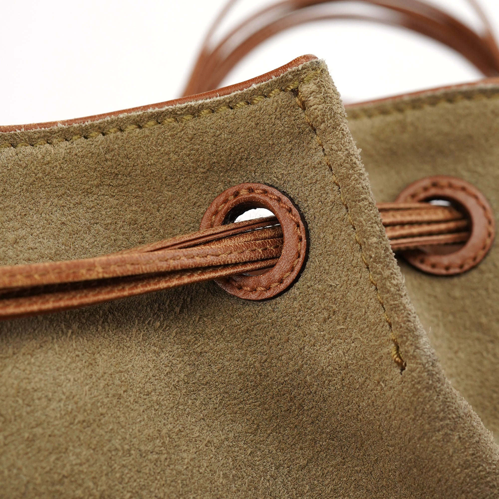 Gucci 2003 Khaki Suede Sling Shoulder Bag
