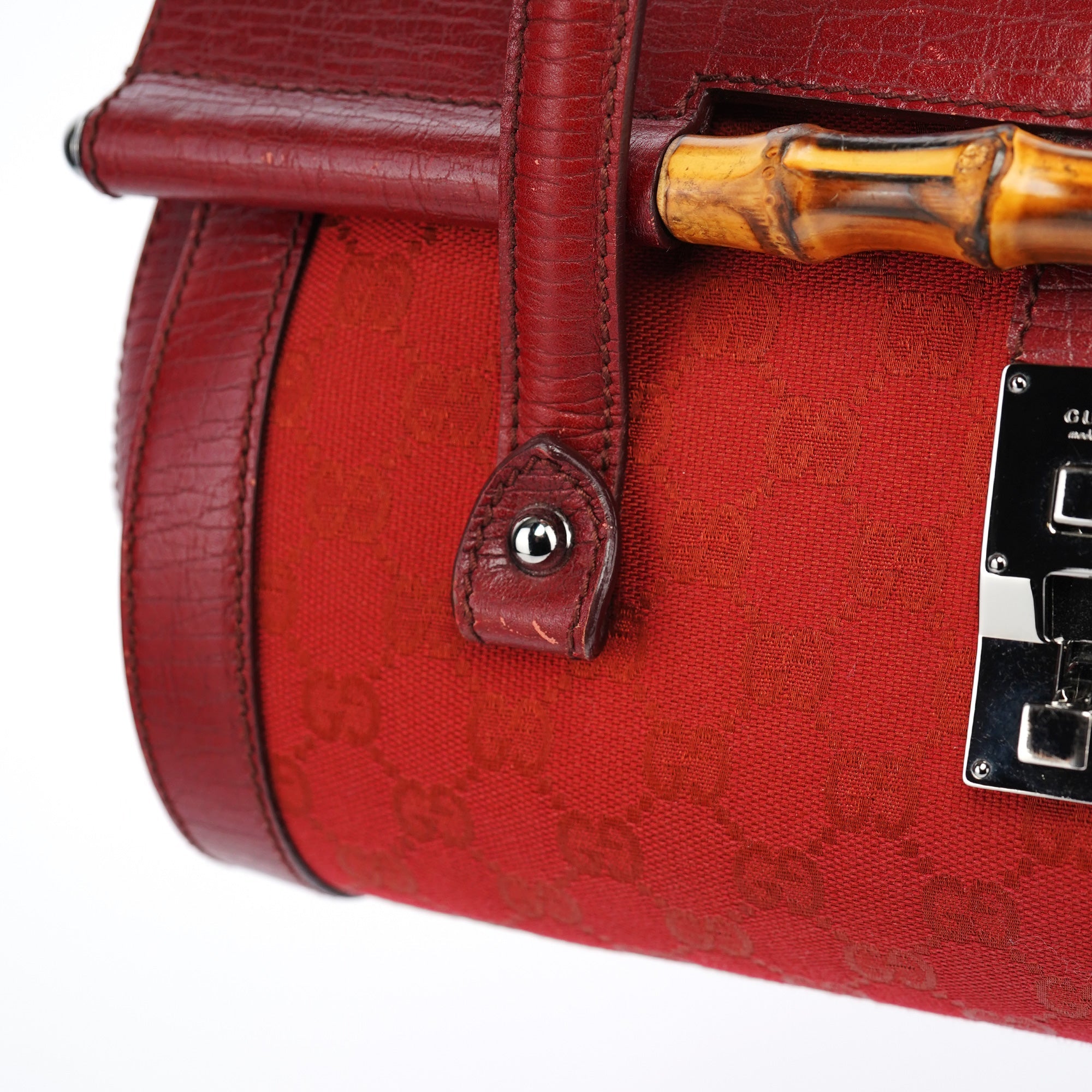 Gucci 2003 Red GG Bamboo Shoulder Bag