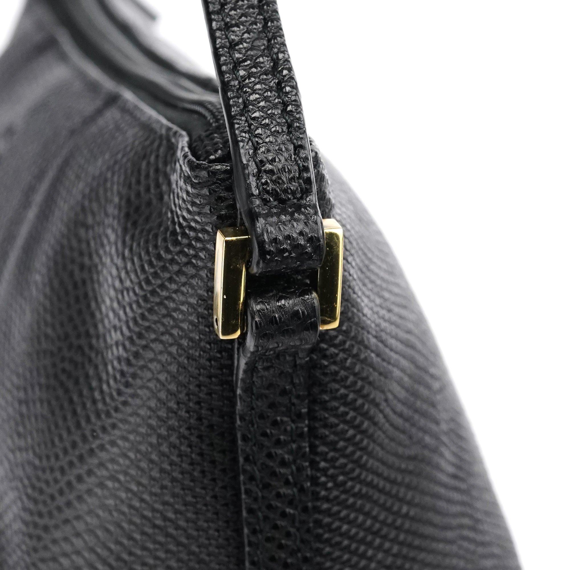 Gucci 250001 Black Lizard Embossed Boat Pochette