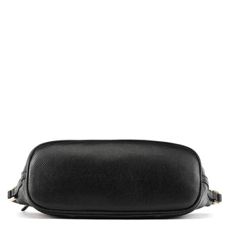 Gucci 250001 Black Lizard Embossed Leather Boat Pochette