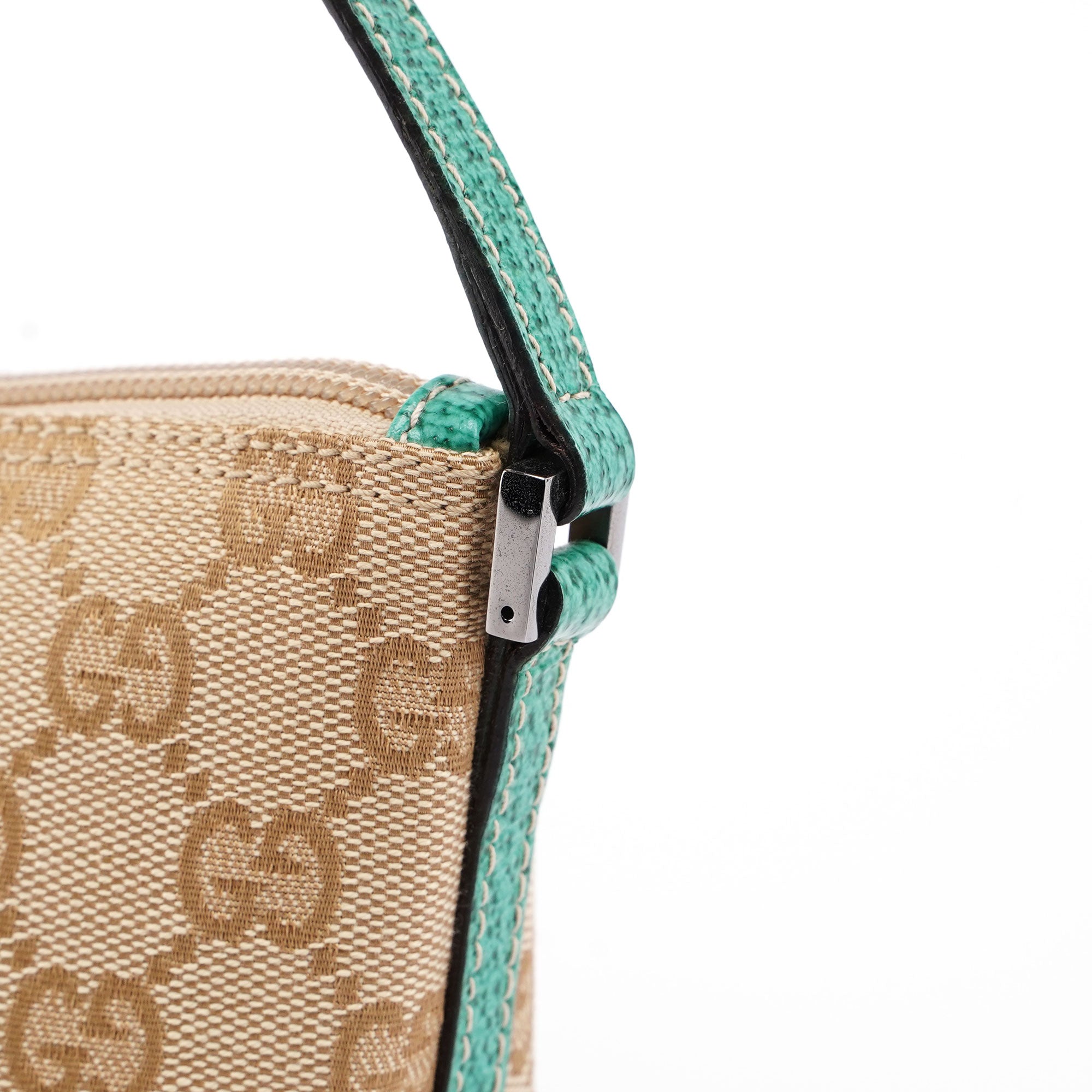 Gucci 5396. Gucci Beige Turquoise Boat Pochette