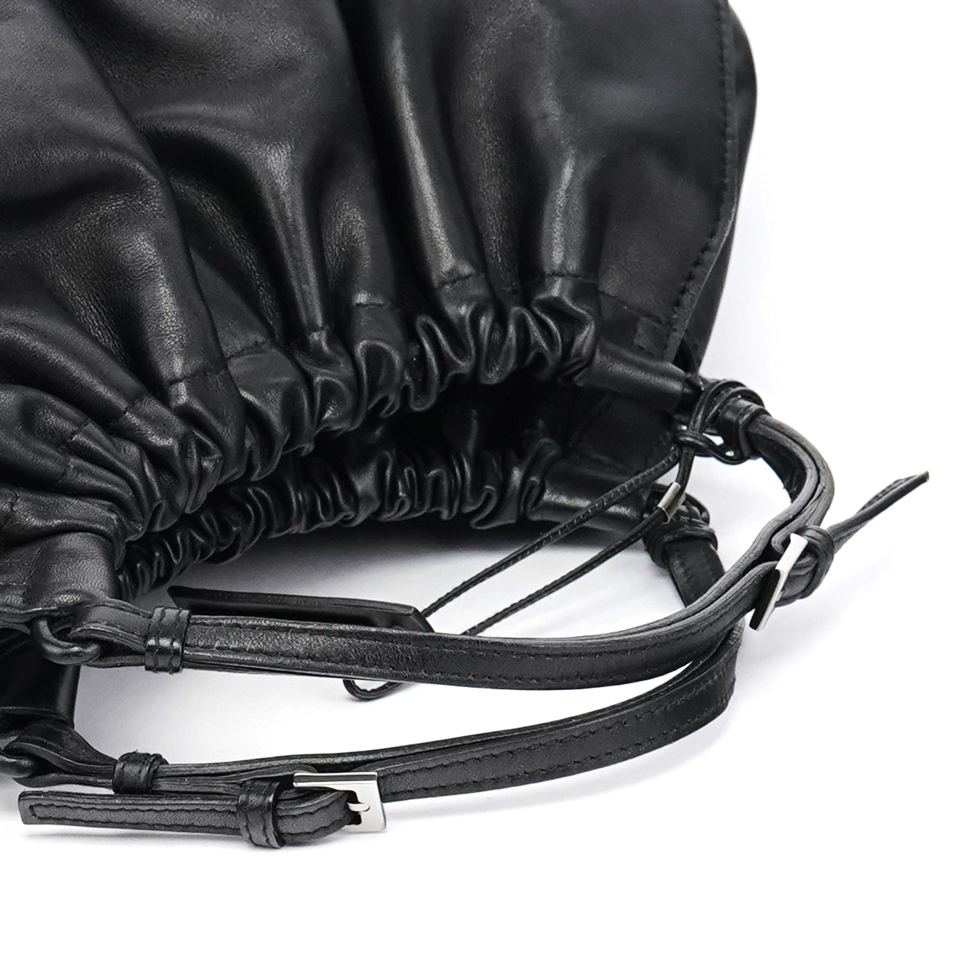 Gucci 76554 Sac à main froncé en cuir de veau noir