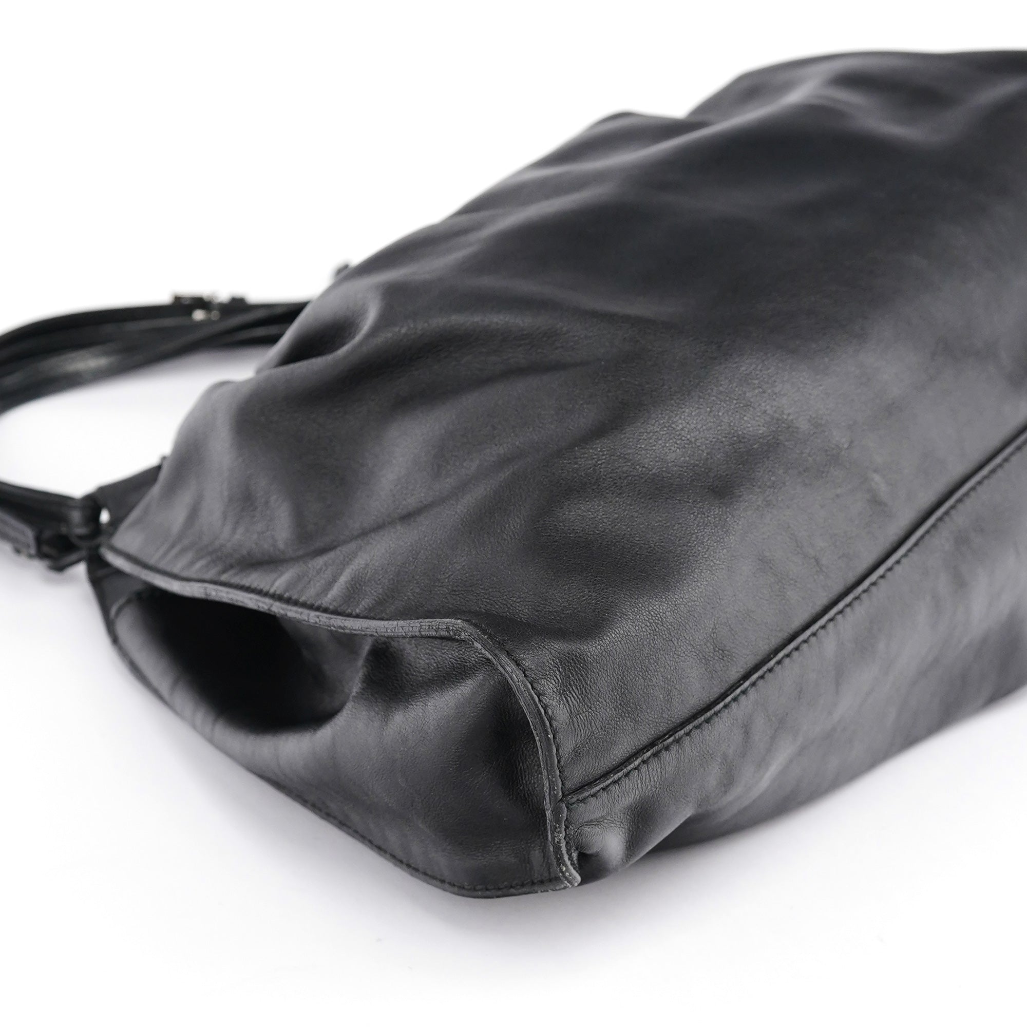Gucci 76554 Black Leather Ruched Bag
