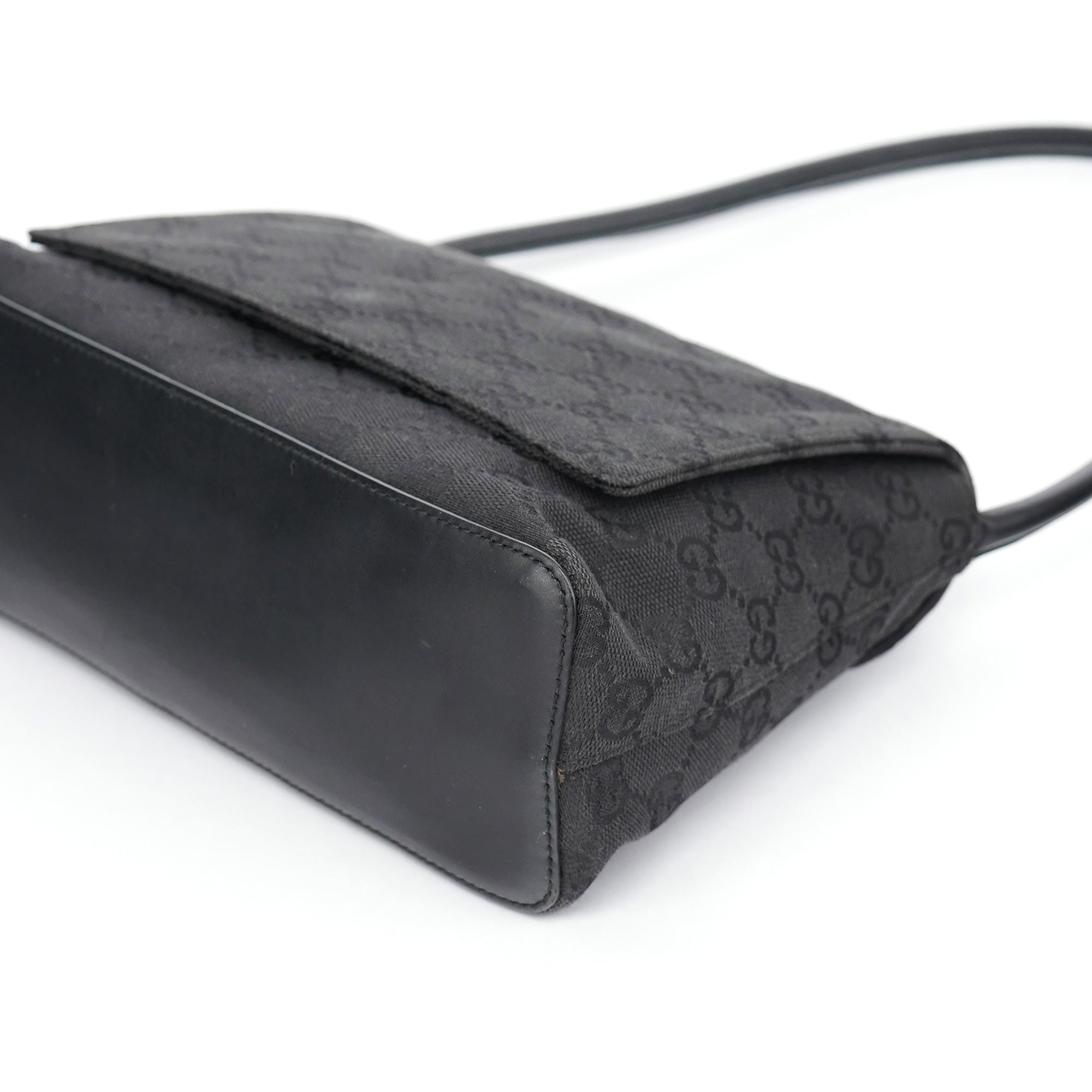 Gucci 90646 Black GG Leather Shoulder Bag
