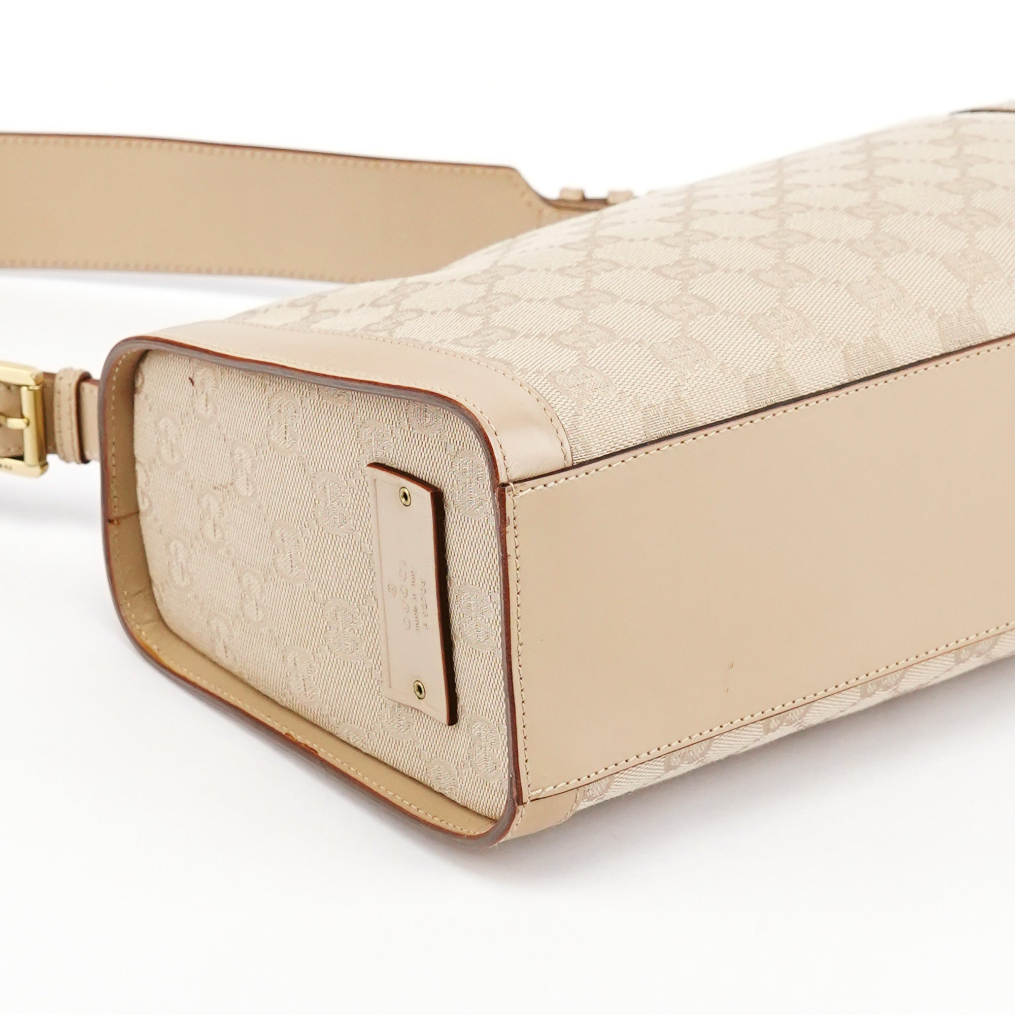 Gucci 92706 Beige GG Canvas Shoulder Bag