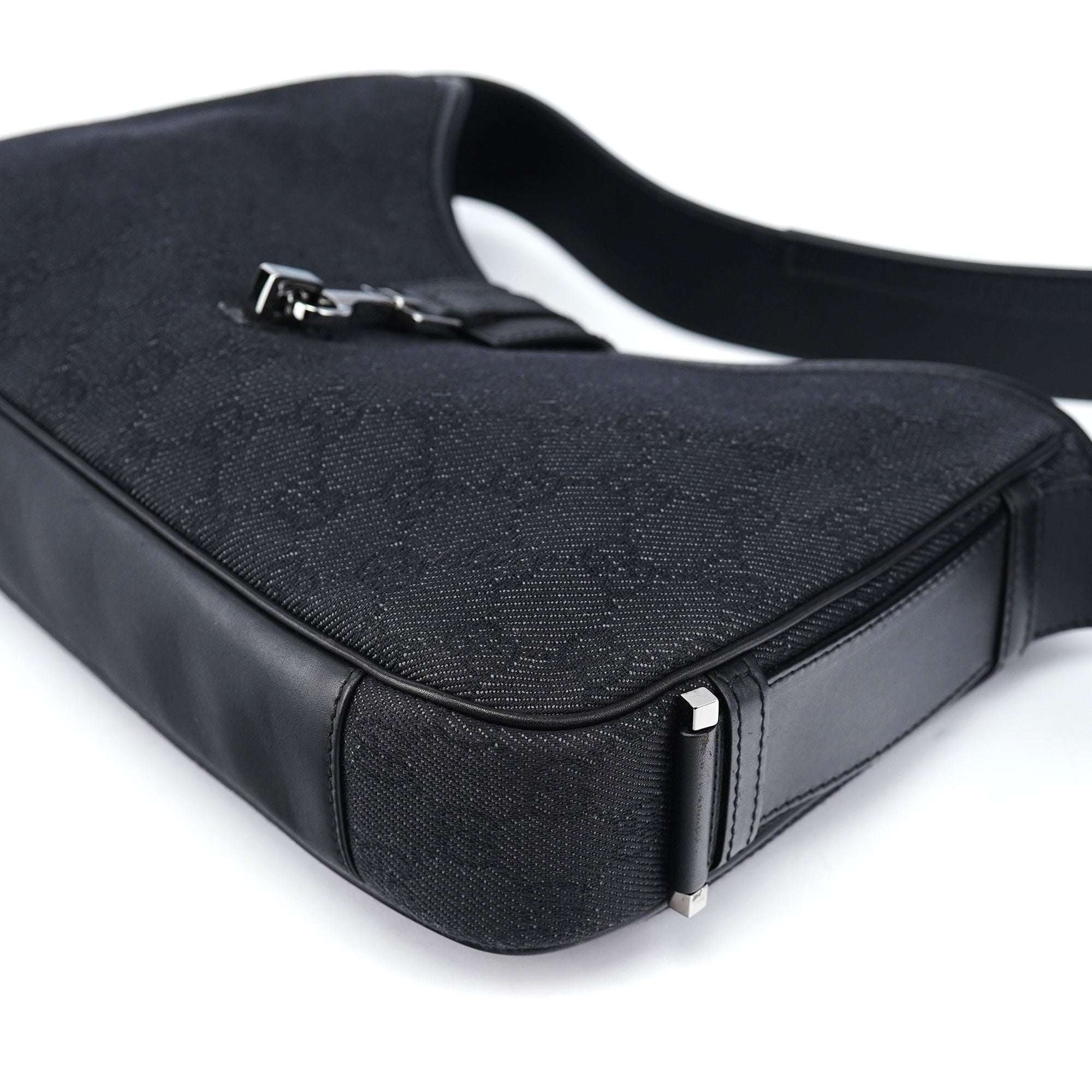Gucci Sac porté épaule Jackie en denim GG anthracite