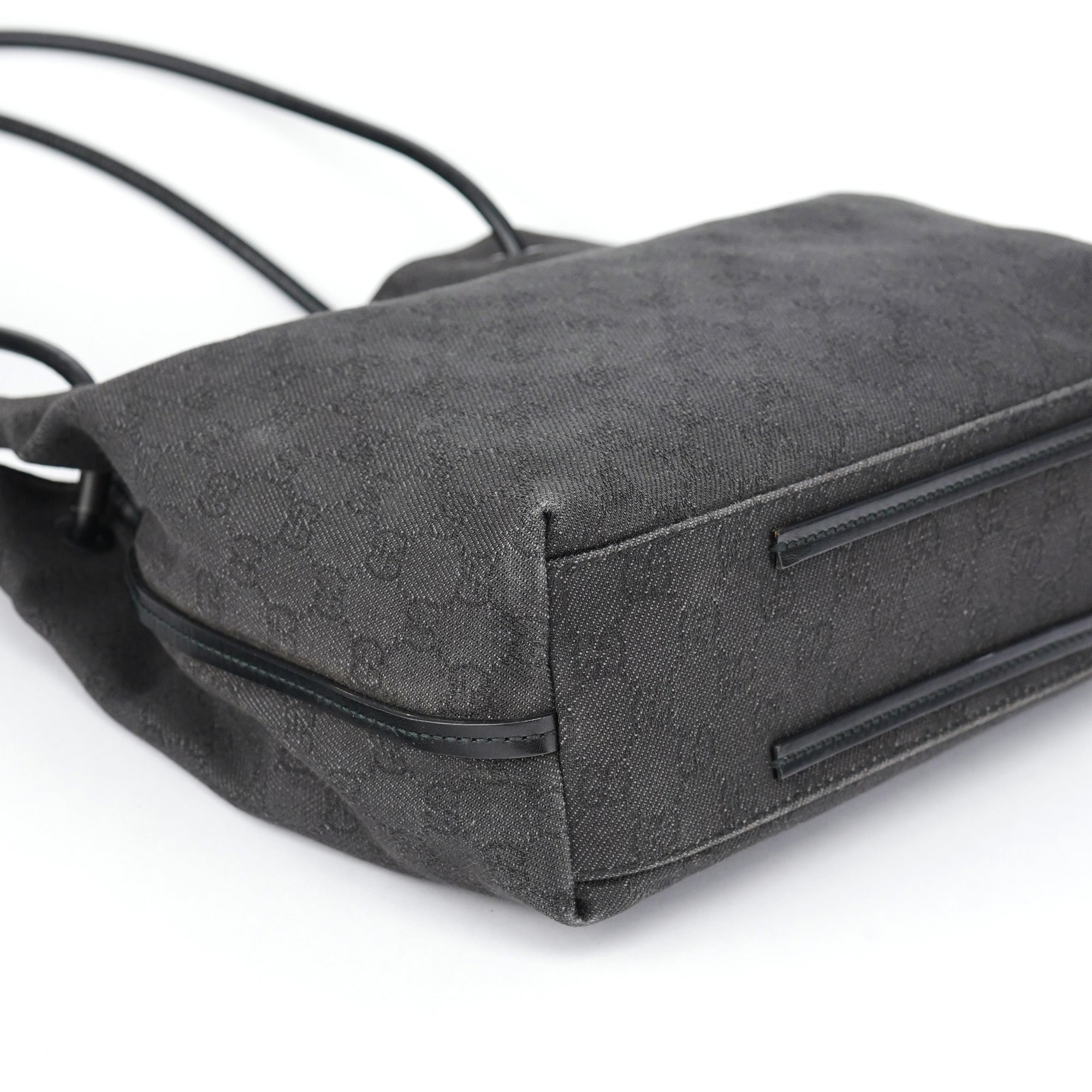 Gucci Sac cabas en denim GG anthracite