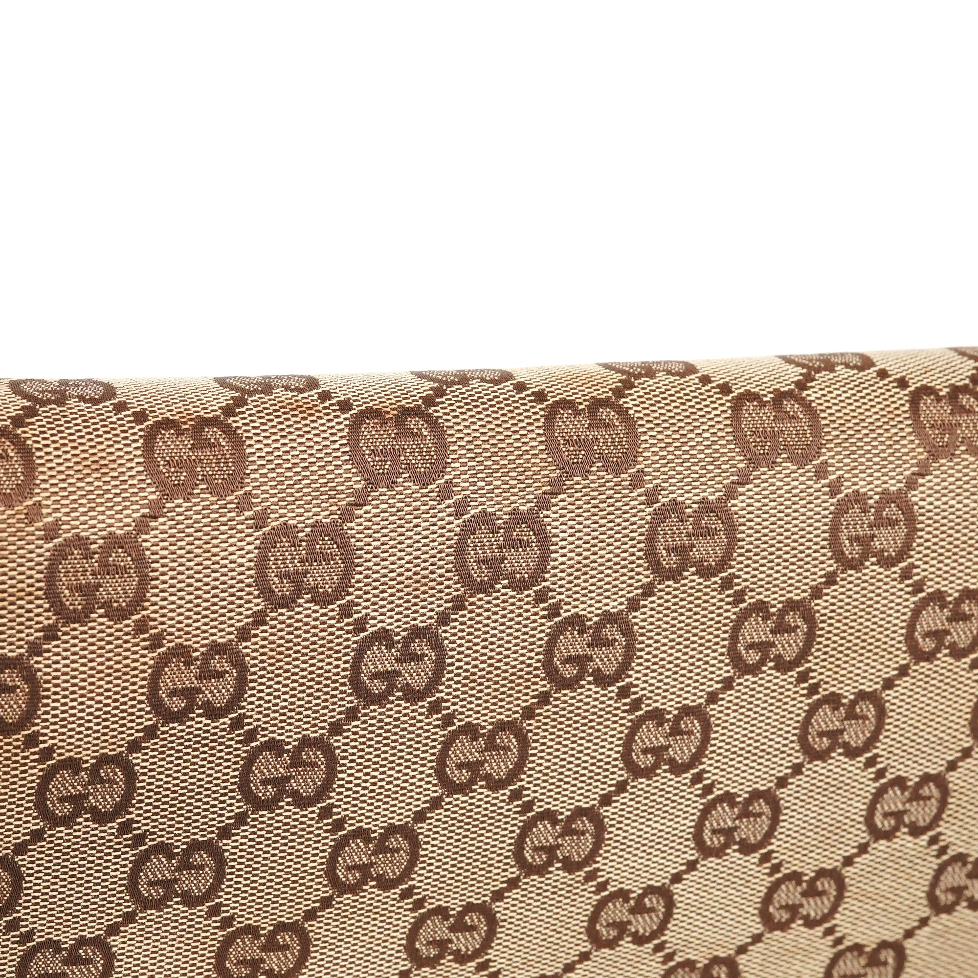 Gucci Schultertasche mit Holzkette aus GG Canvas in Beige und Braun