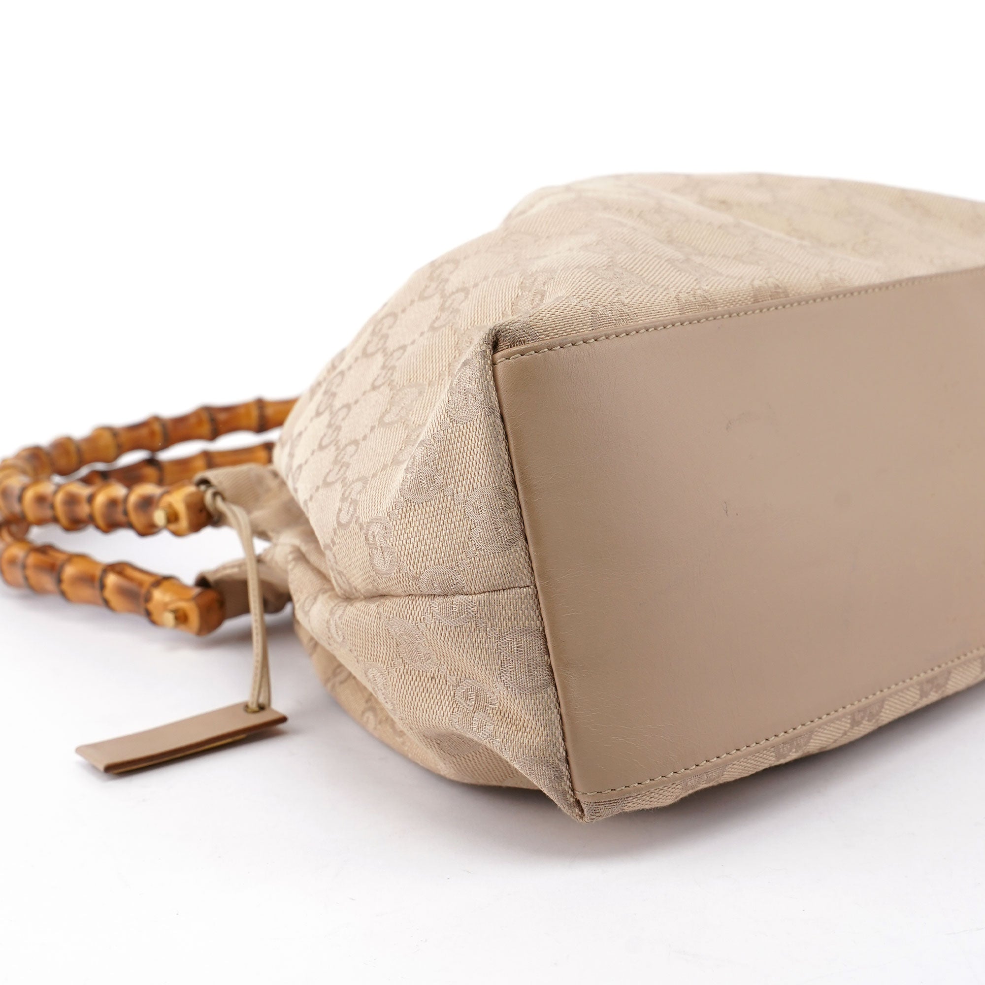 Gucci Sac à poignée Bamboo en toile GG beige