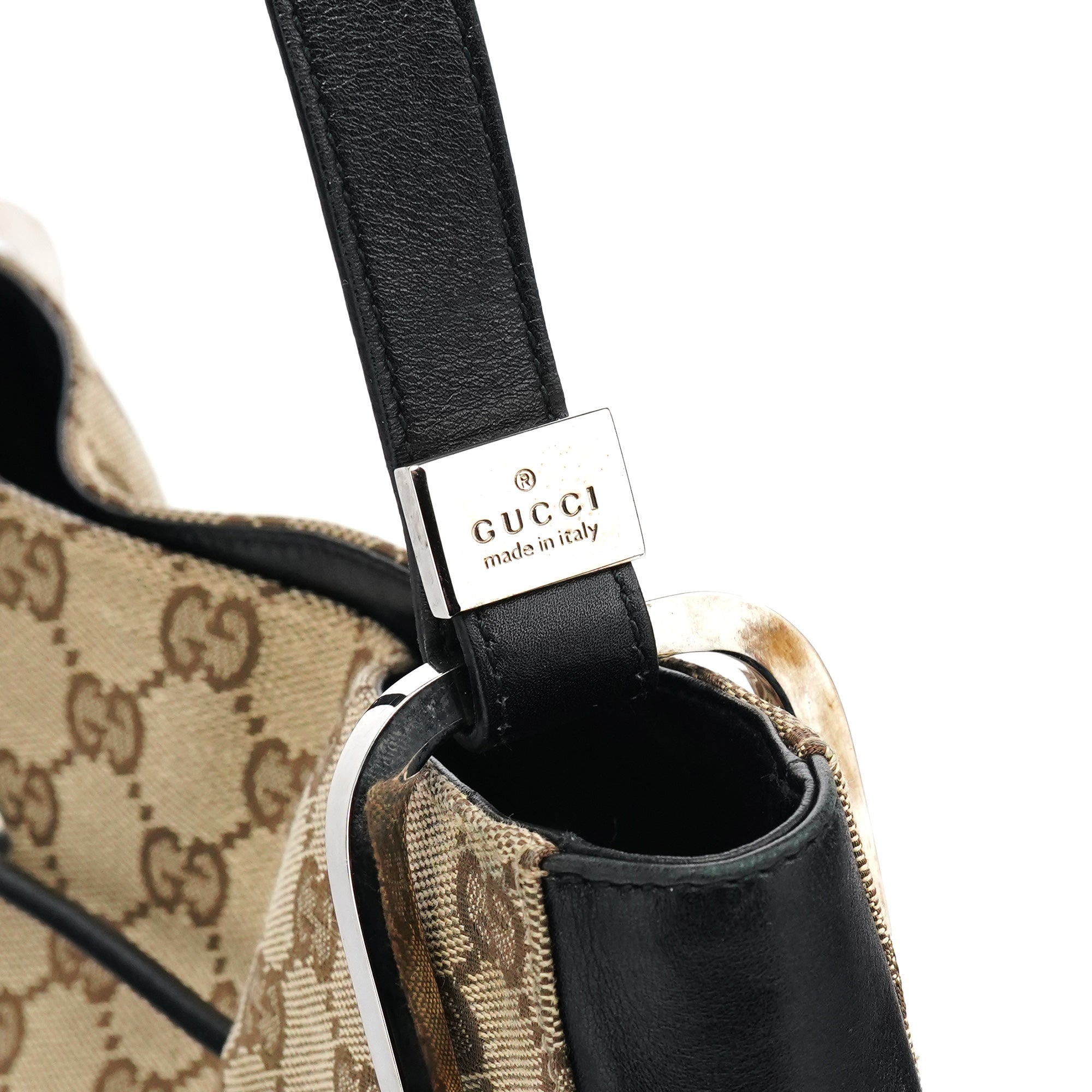 Gucci Schultertasche mit Kordelzug aus beigem GG Canvas
