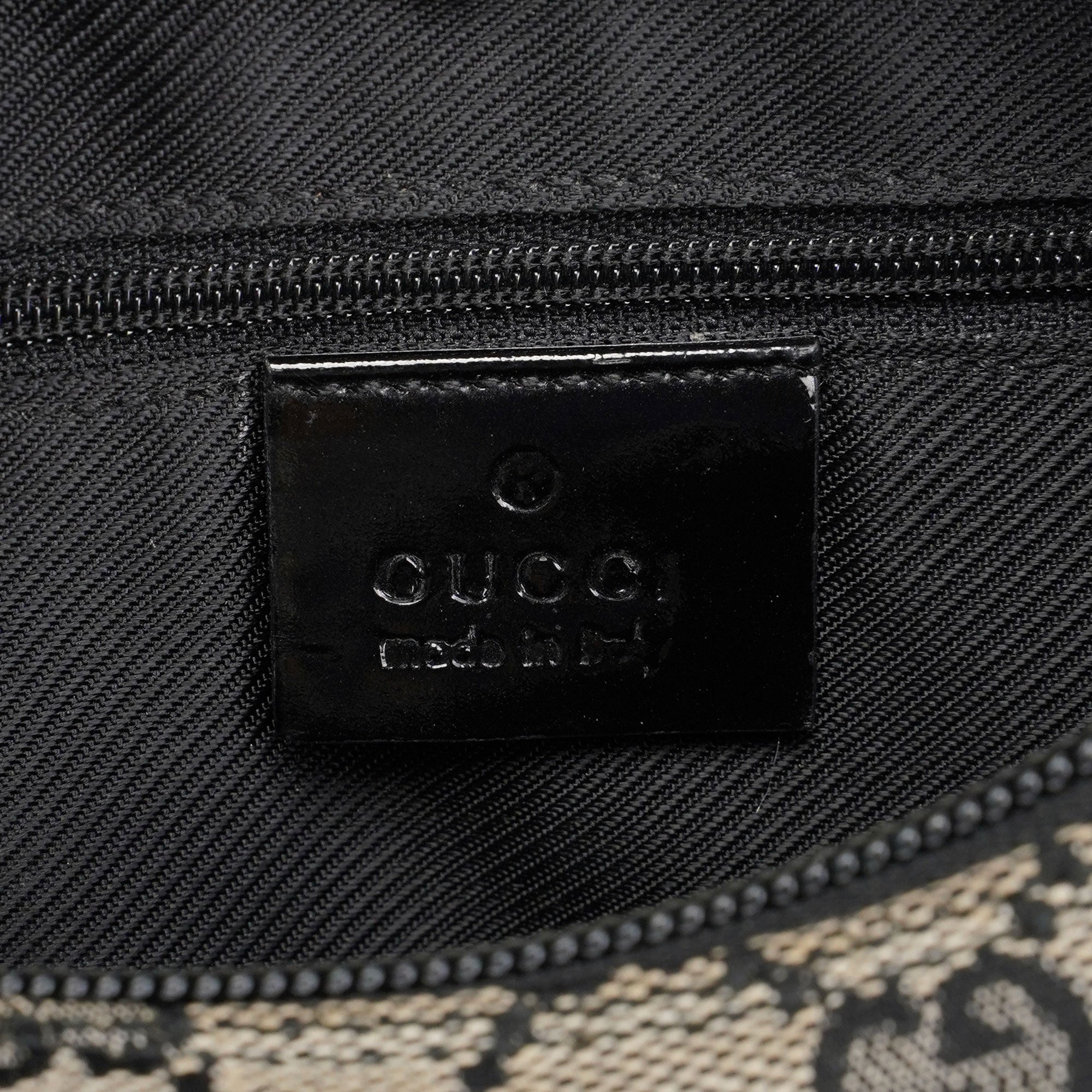 Gucci Sac porté épaule en toile GG beige