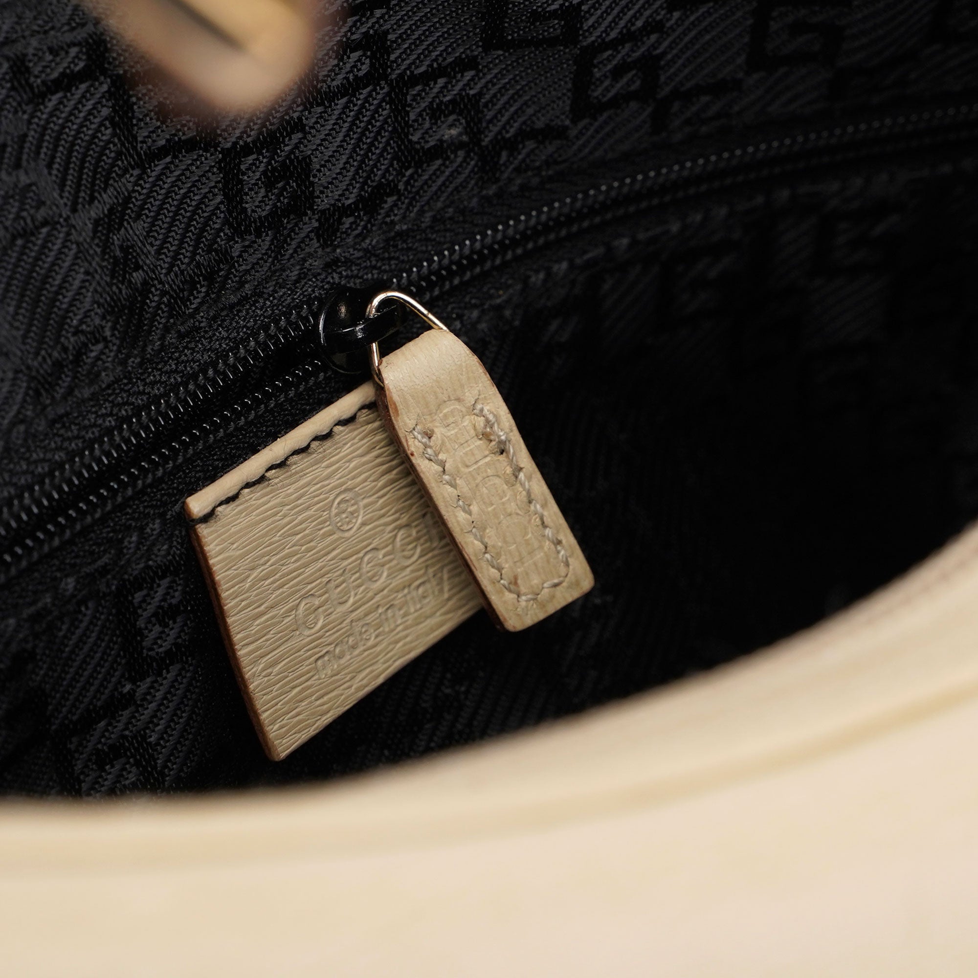 Gucci Beige Leather Shoulder Bag