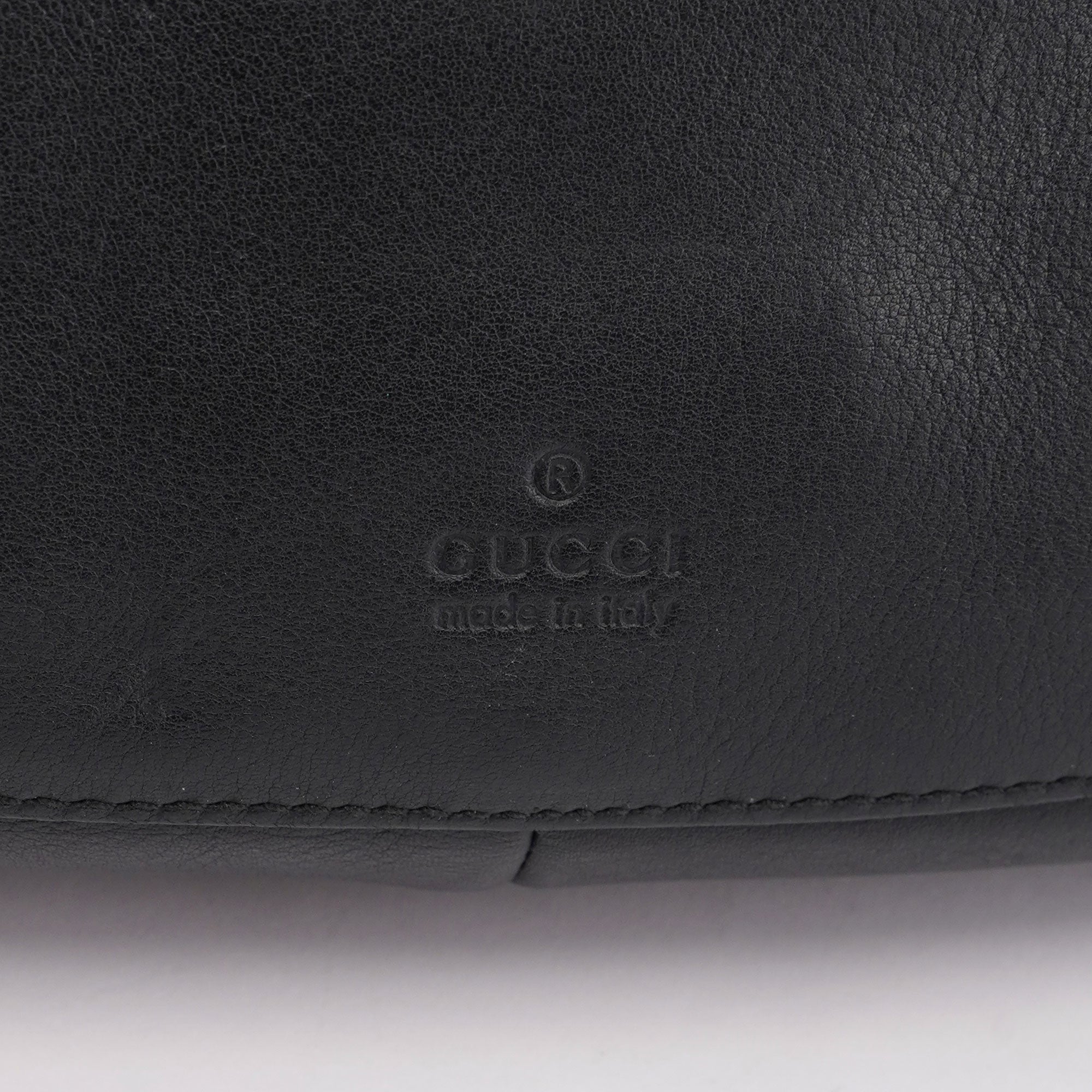 Gucci Sac porté épaule à lien coulissant en cuir de veau noir