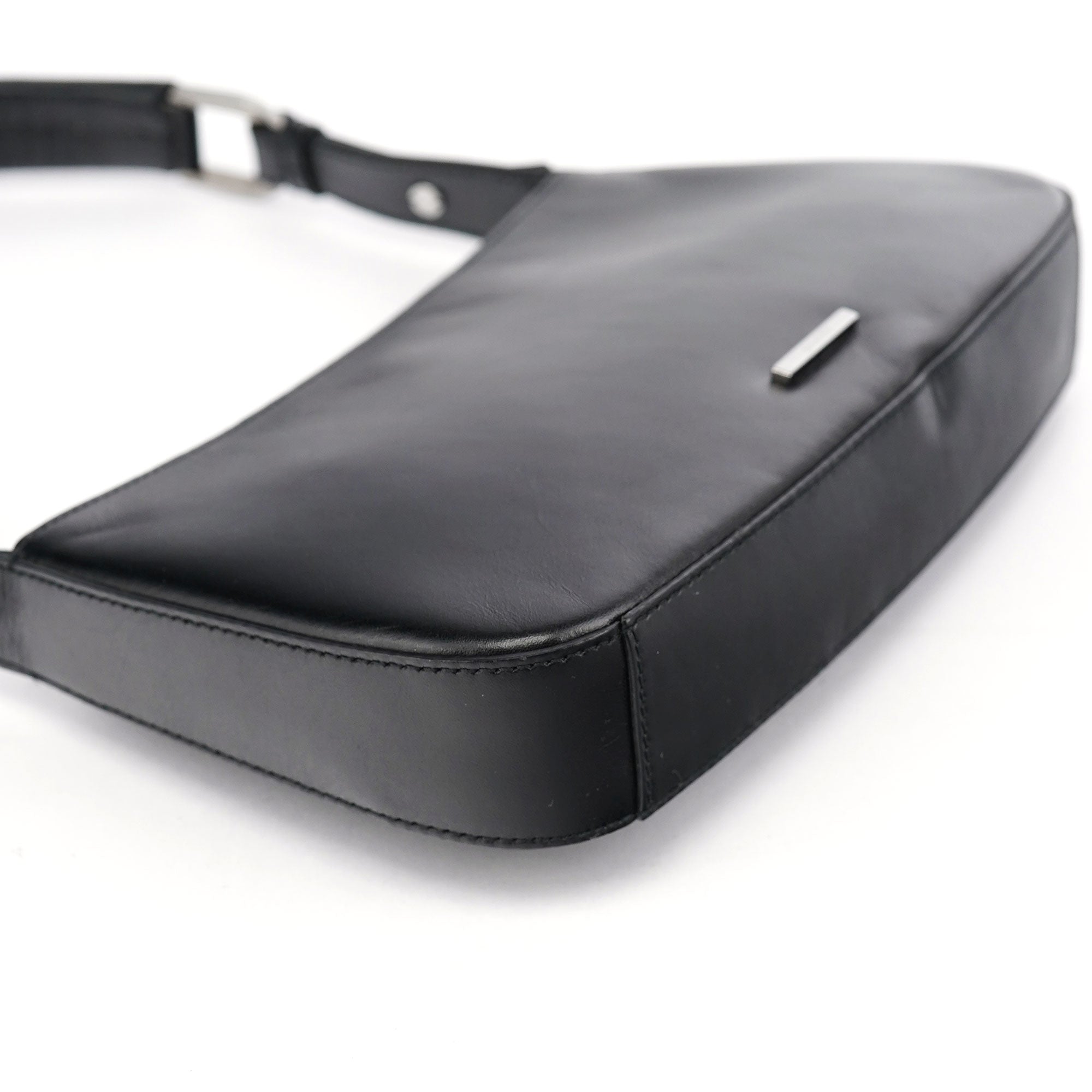 Gucci Black Calfskin Shoulder Bag