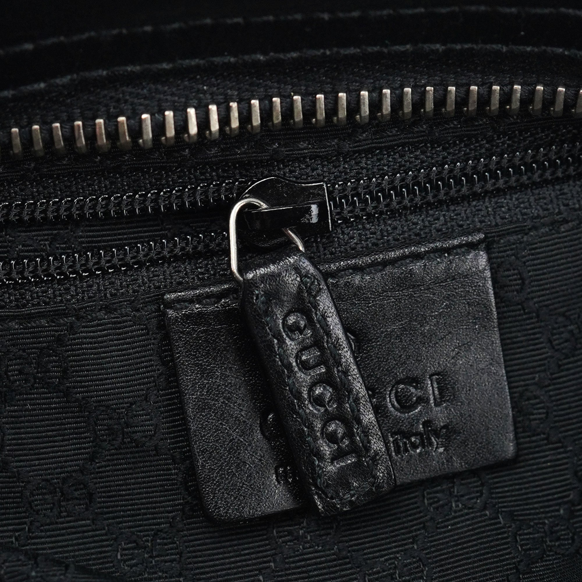 Gucci Black Calfskin Shoulder Bag