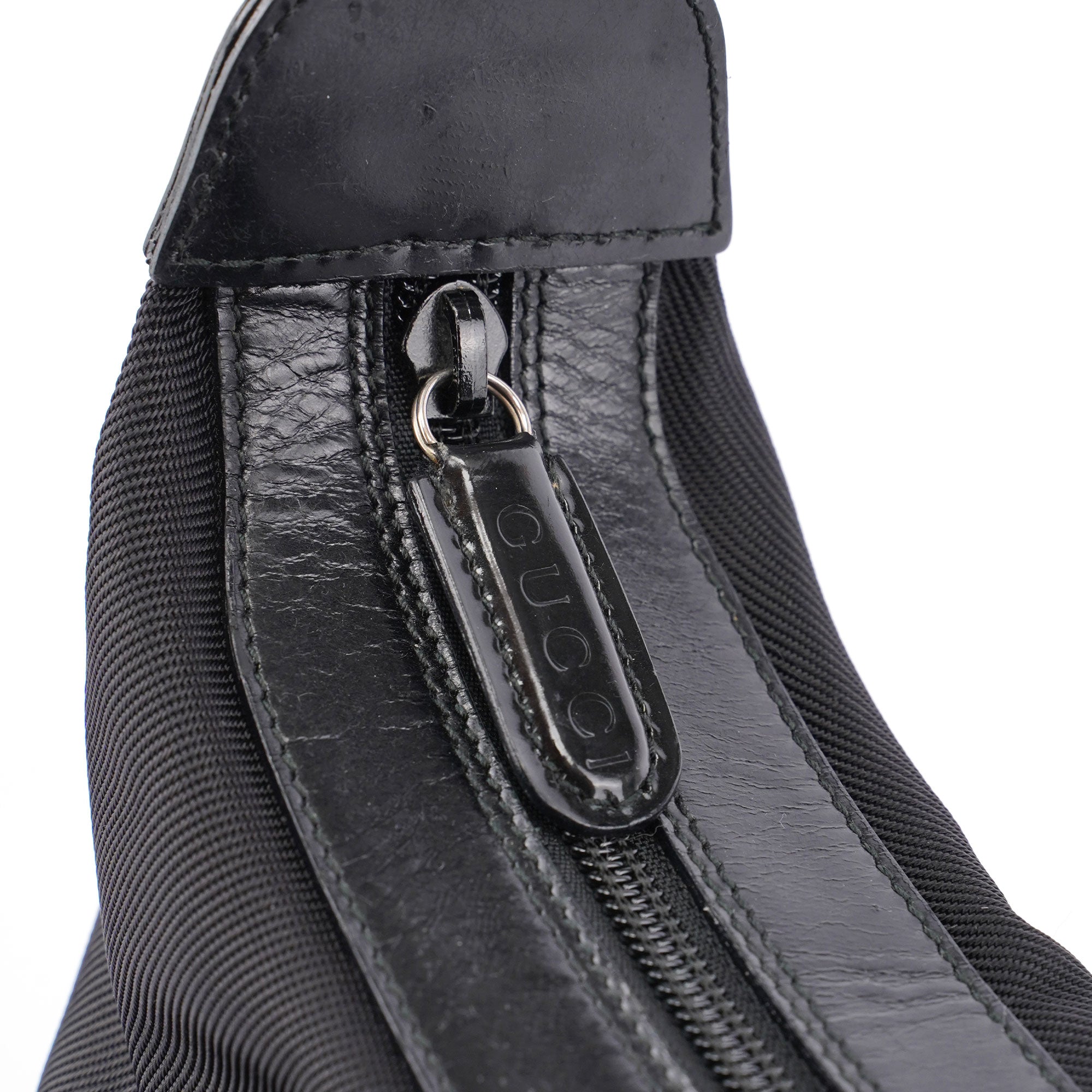 Gucci Sac porté épaule Bamboo en toile noire