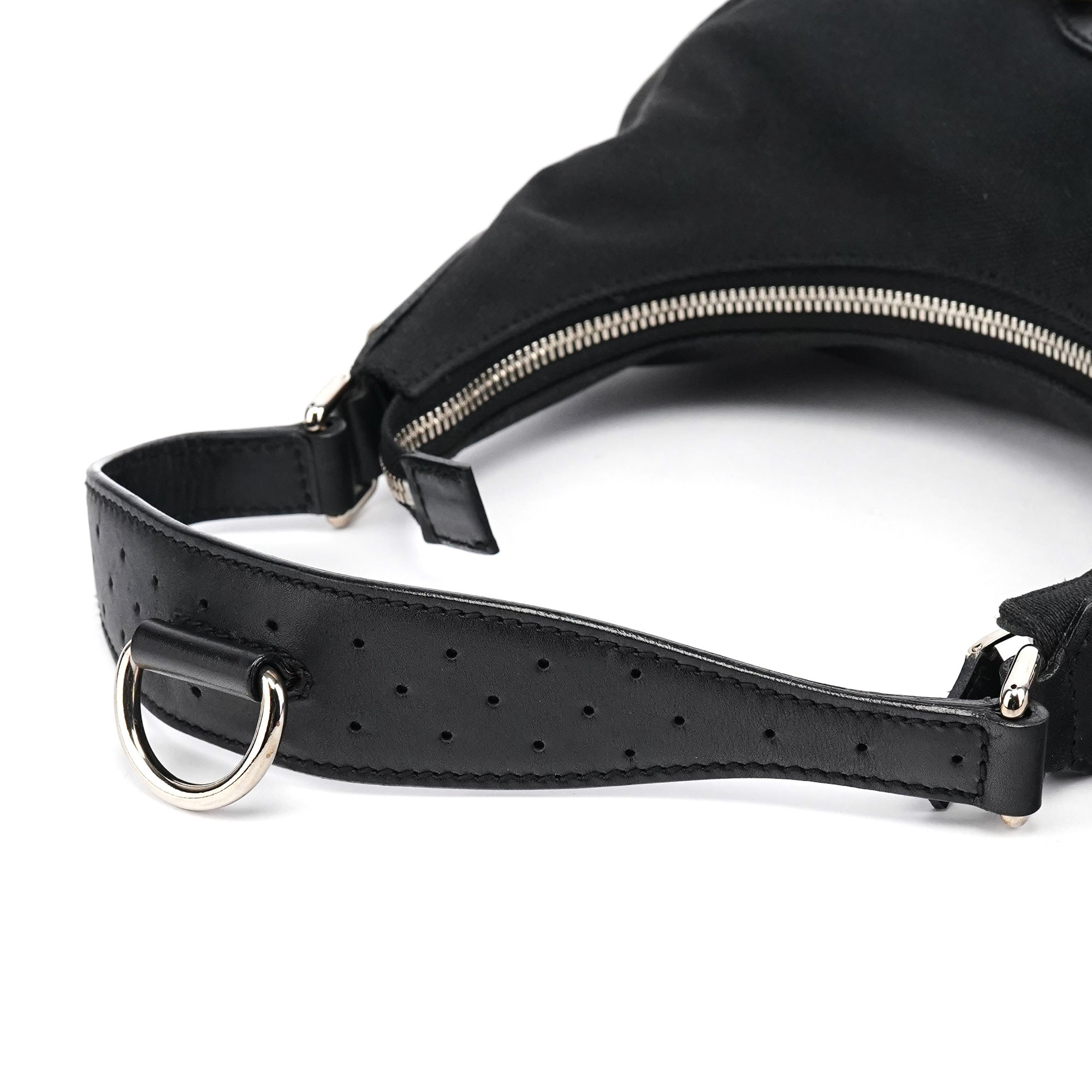 Gucci Sac porté épaule logo GG en toile noire