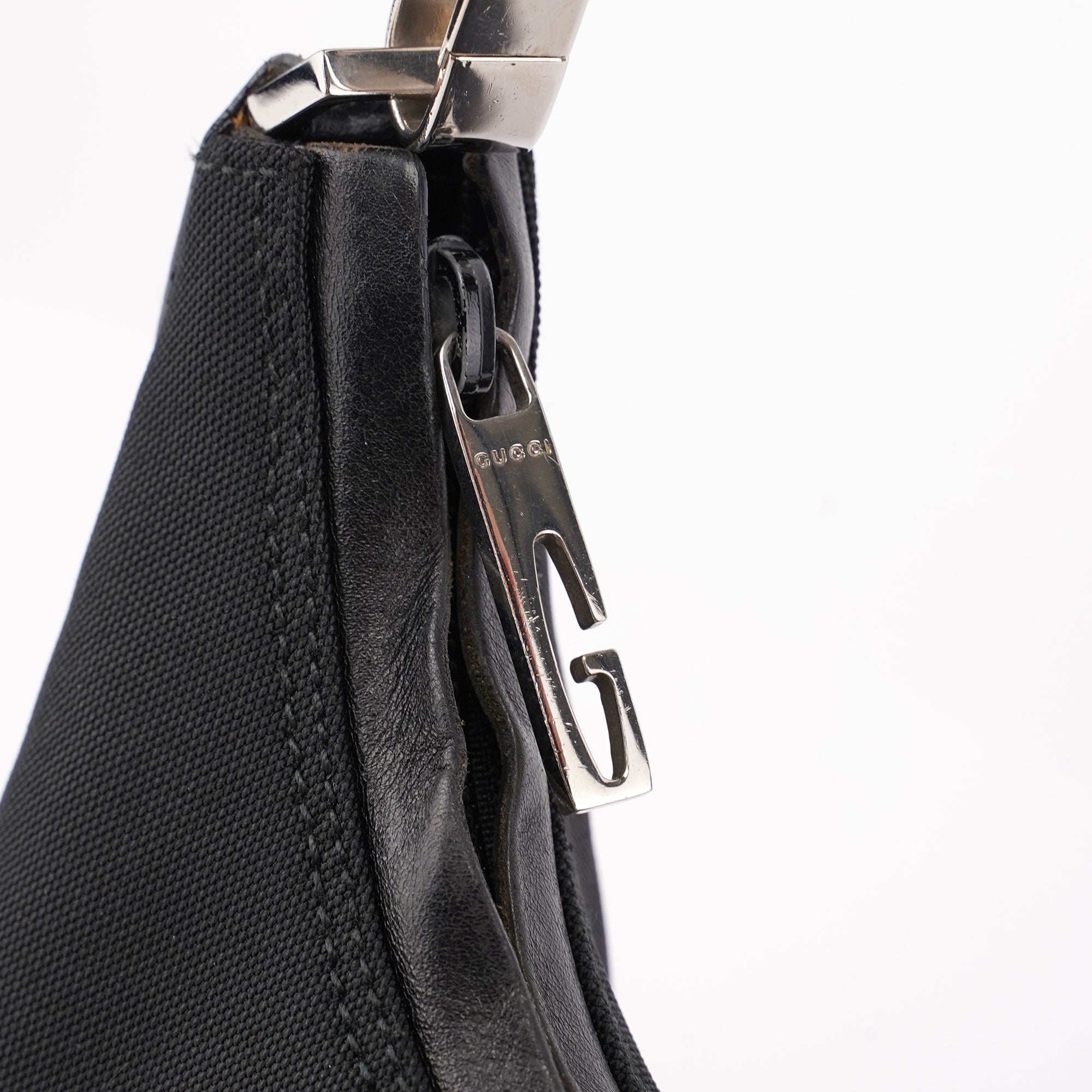 Gucci Sac hobo en toile noire