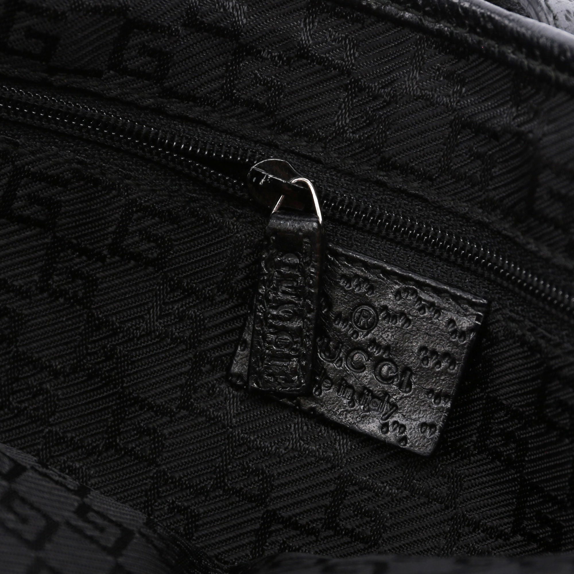 Gucci Jackie Bamboo Schultertasche aus schwarzem Canvas