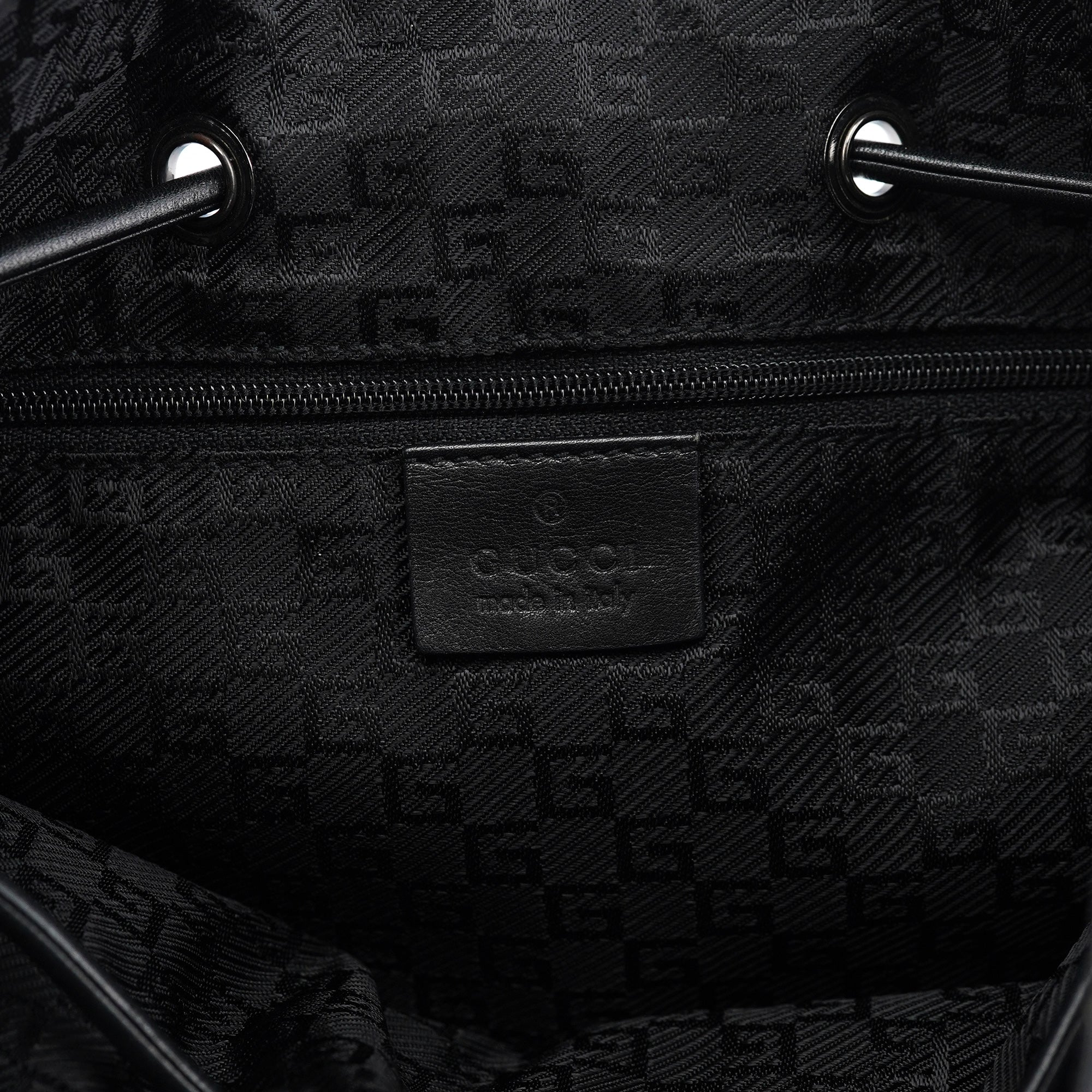 Gucci Black Leather Drawstring Shoulder Bag