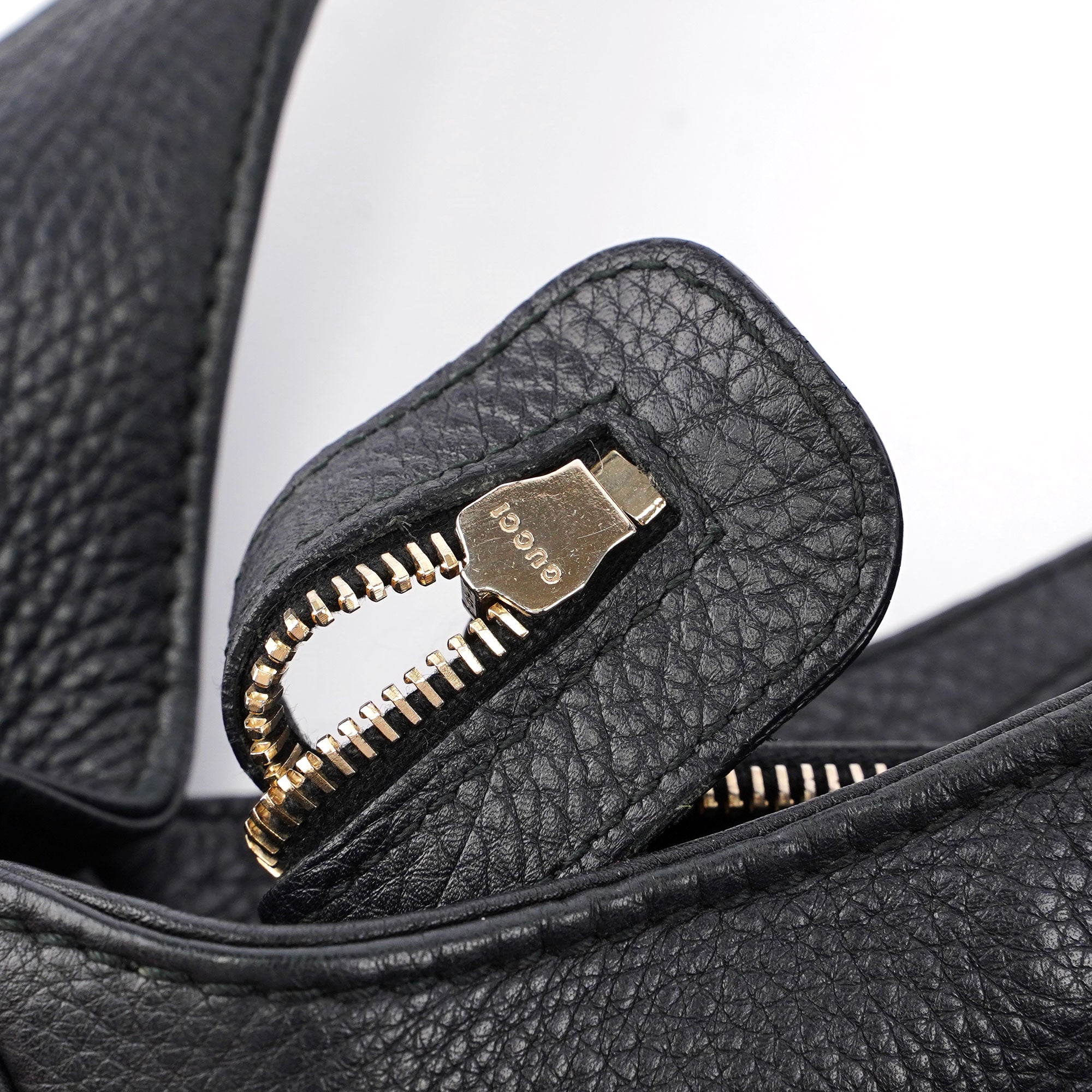 Gucci Hobo Bag aus schwarzem Leder