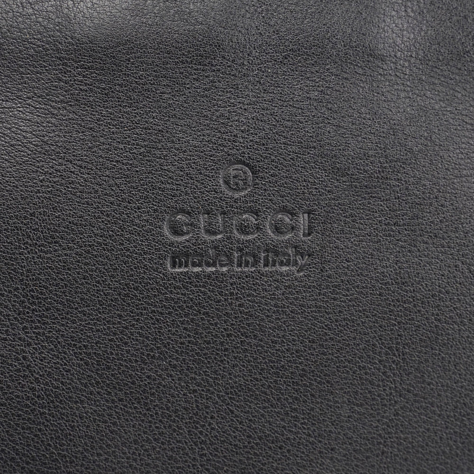 Gucci Hobo Schultertasche aus schwarzem Leder