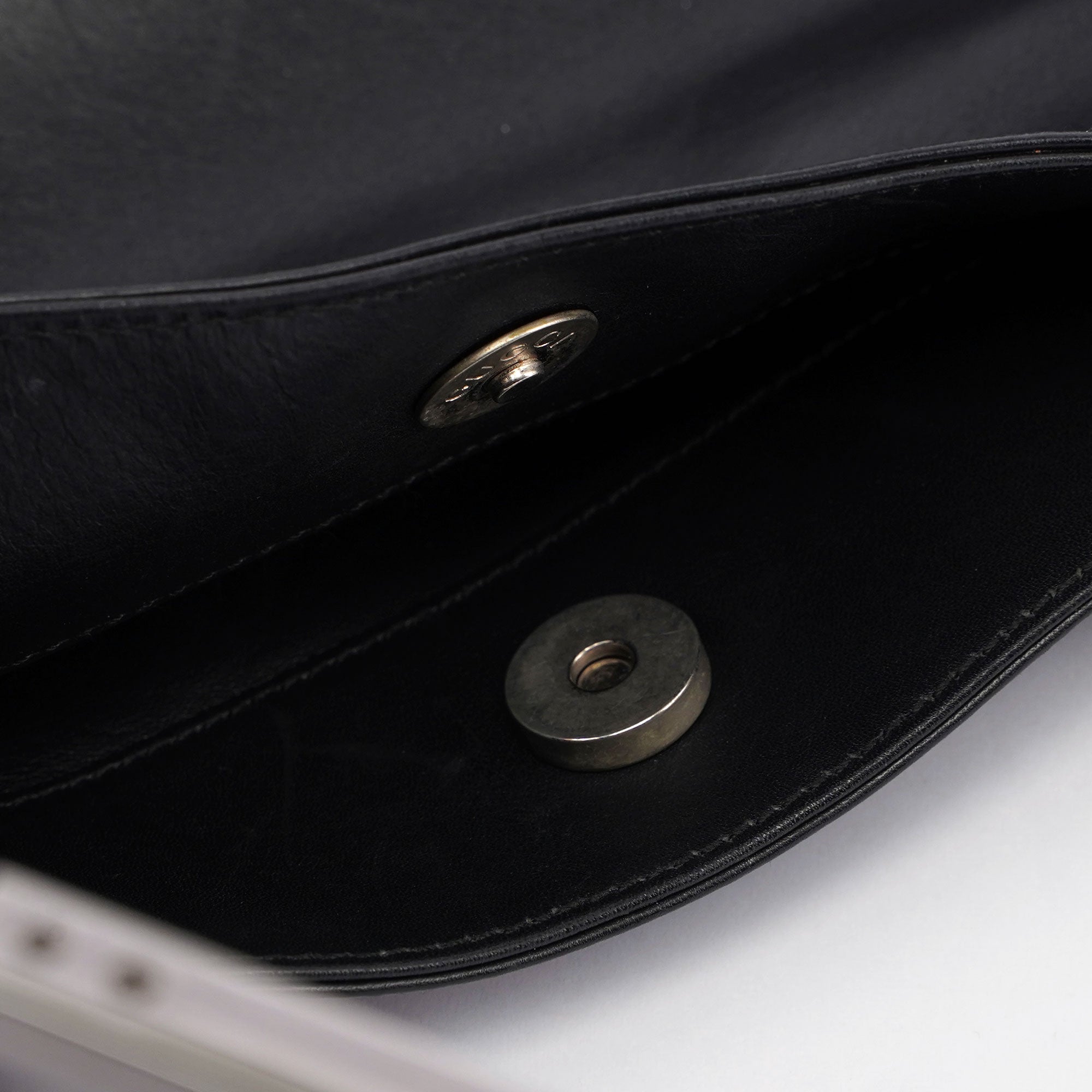 Gucci Sac porté épaule en cuir noir