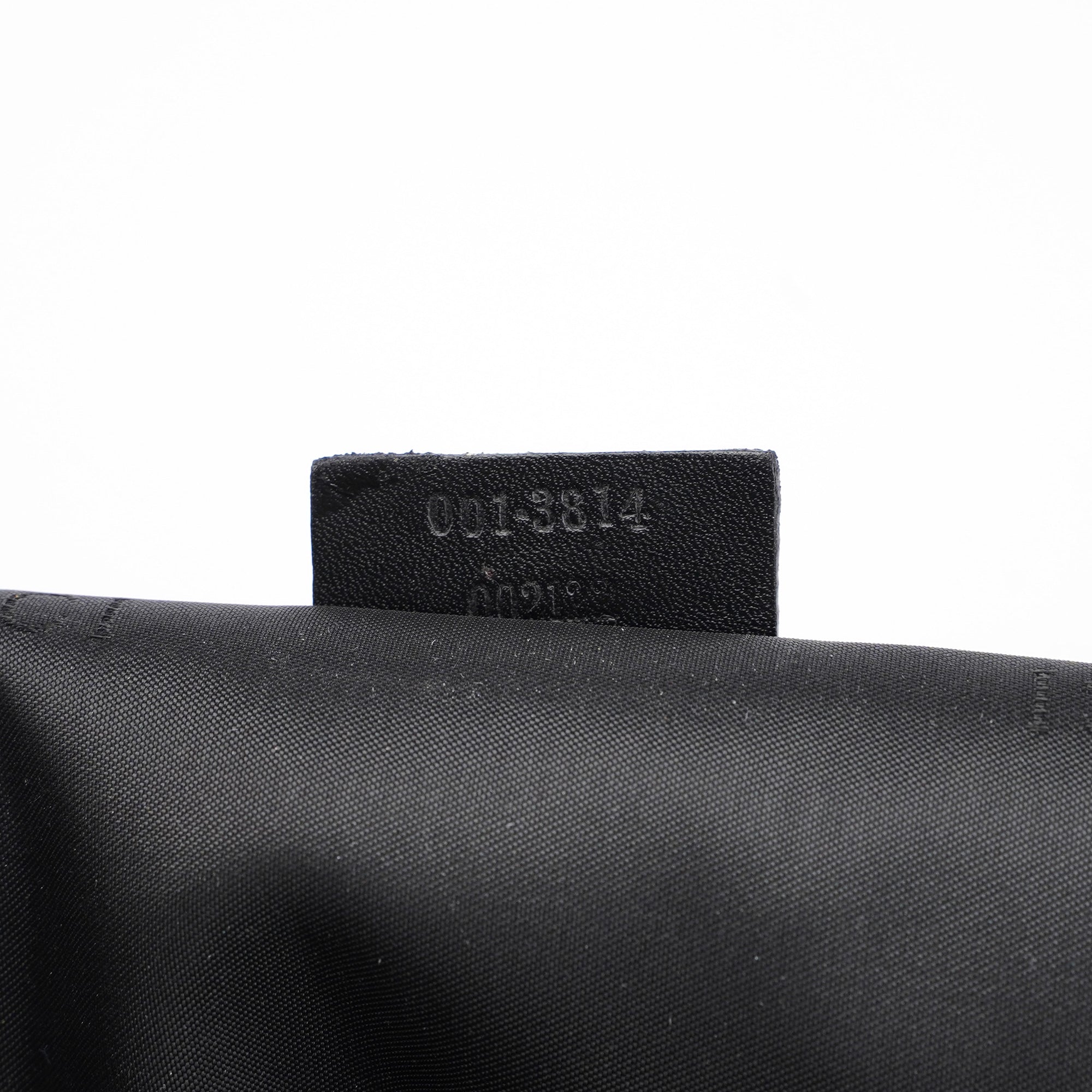 Gucci Schultertasche aus schwarzem Leder