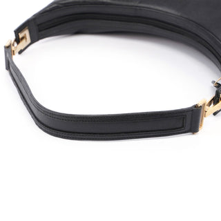 Gucci Black Leather Shoulder Bag Plaque