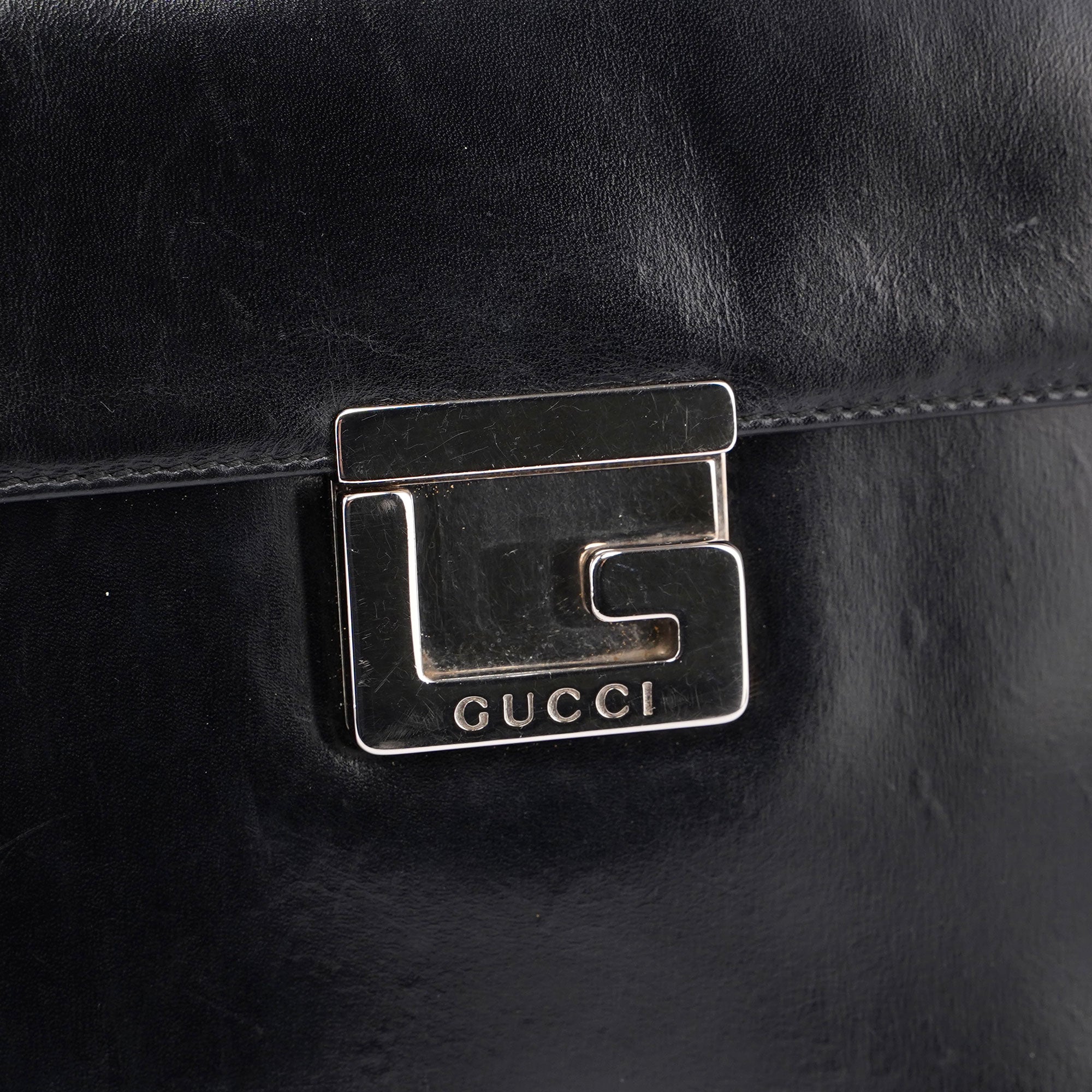 Gucci Square G Tasche aus schwarzem Leder